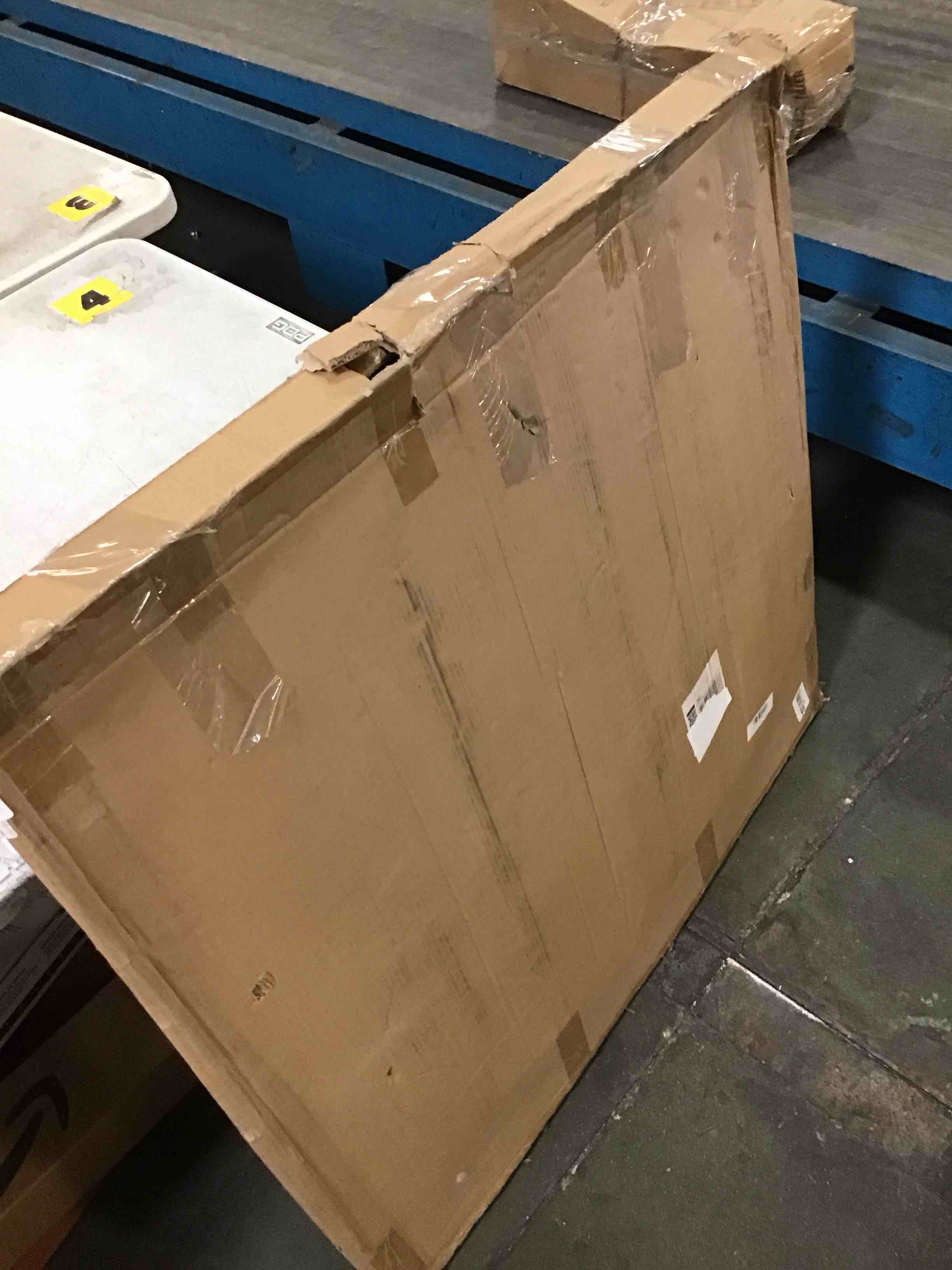 https://s3.amazonaws.com/lotting-images-prod/bidfta/PPE3295269_1751035925176.jpeg
