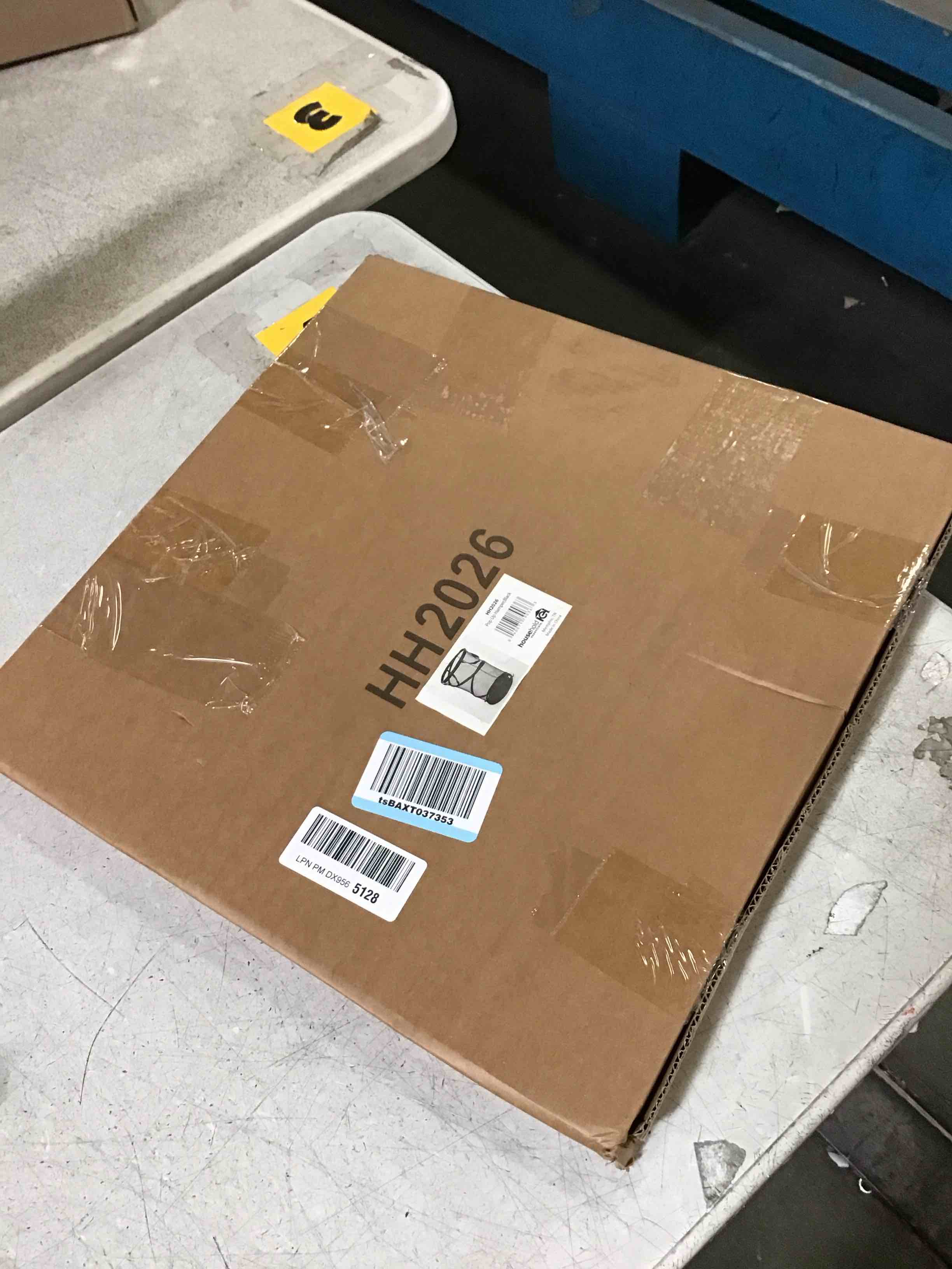 https://s3.amazonaws.com/lotting-images-prod/bidfta/PPE3295312_1751041796683.jpeg