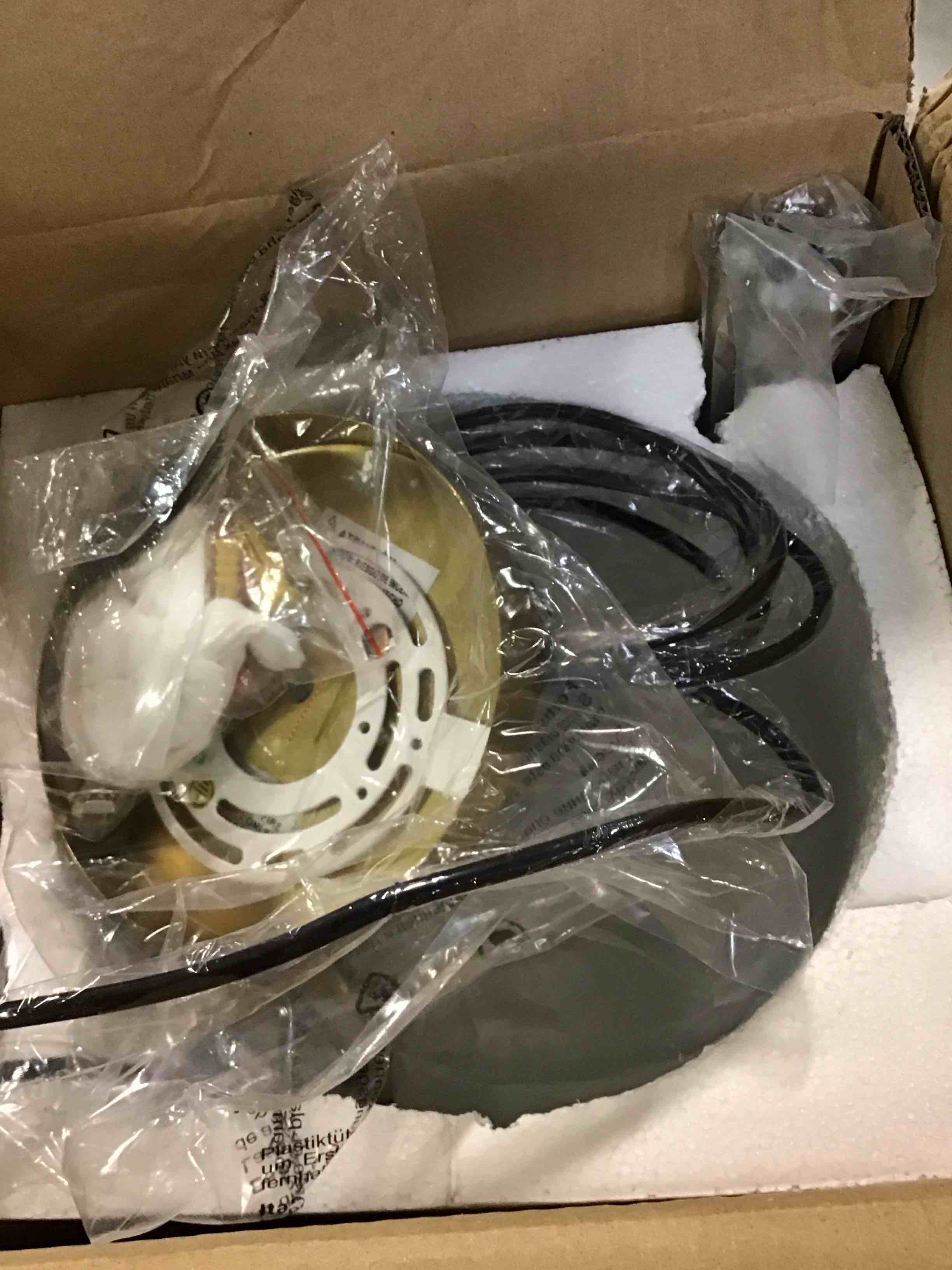 https://s3.amazonaws.com/lotting-images-prod/bidfta/PPE3295410_1751287411043.jpeg