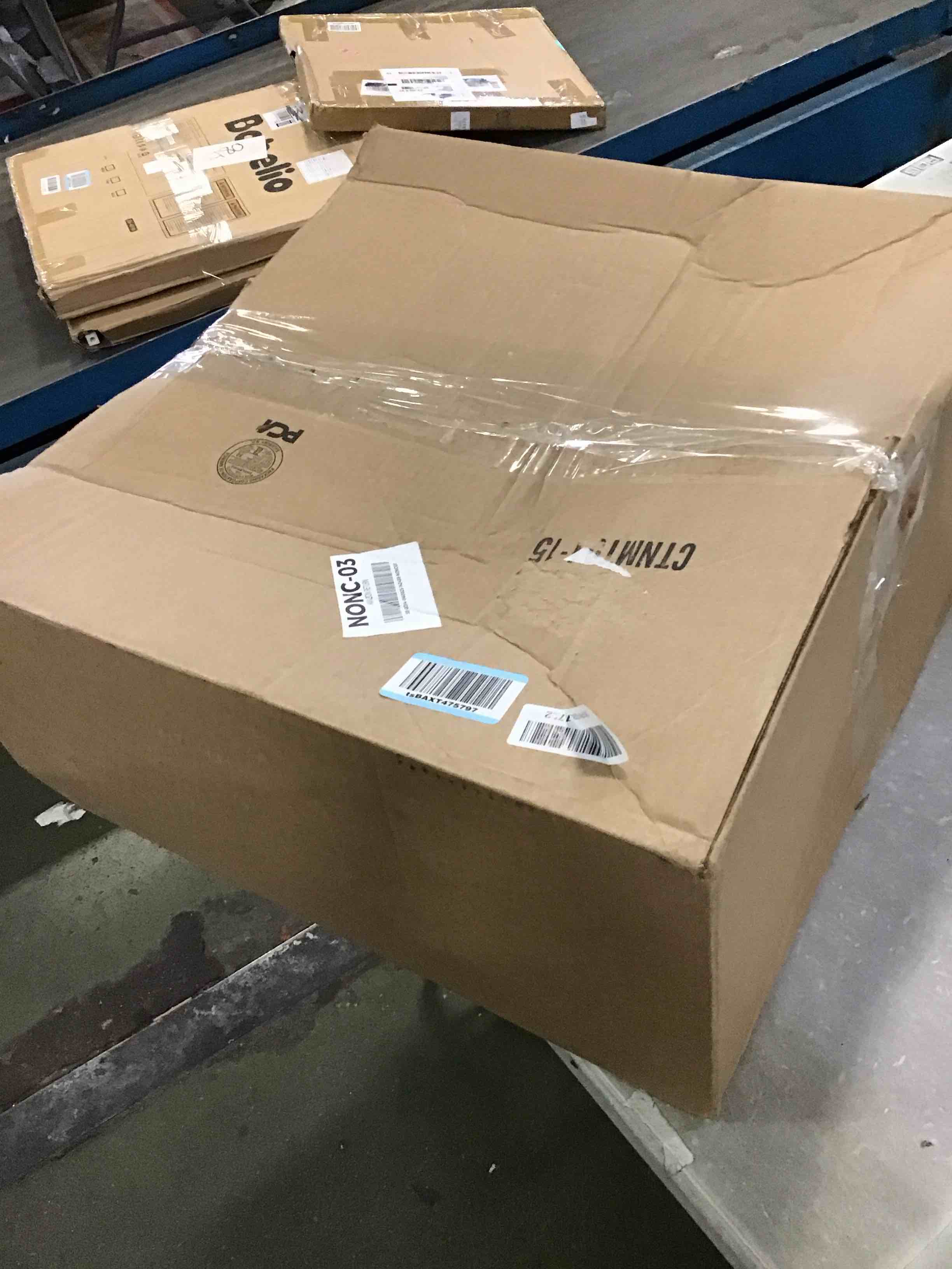 https://s3.amazonaws.com/lotting-images-prod/bidfta/PPE3295430_1751289886715.jpeg