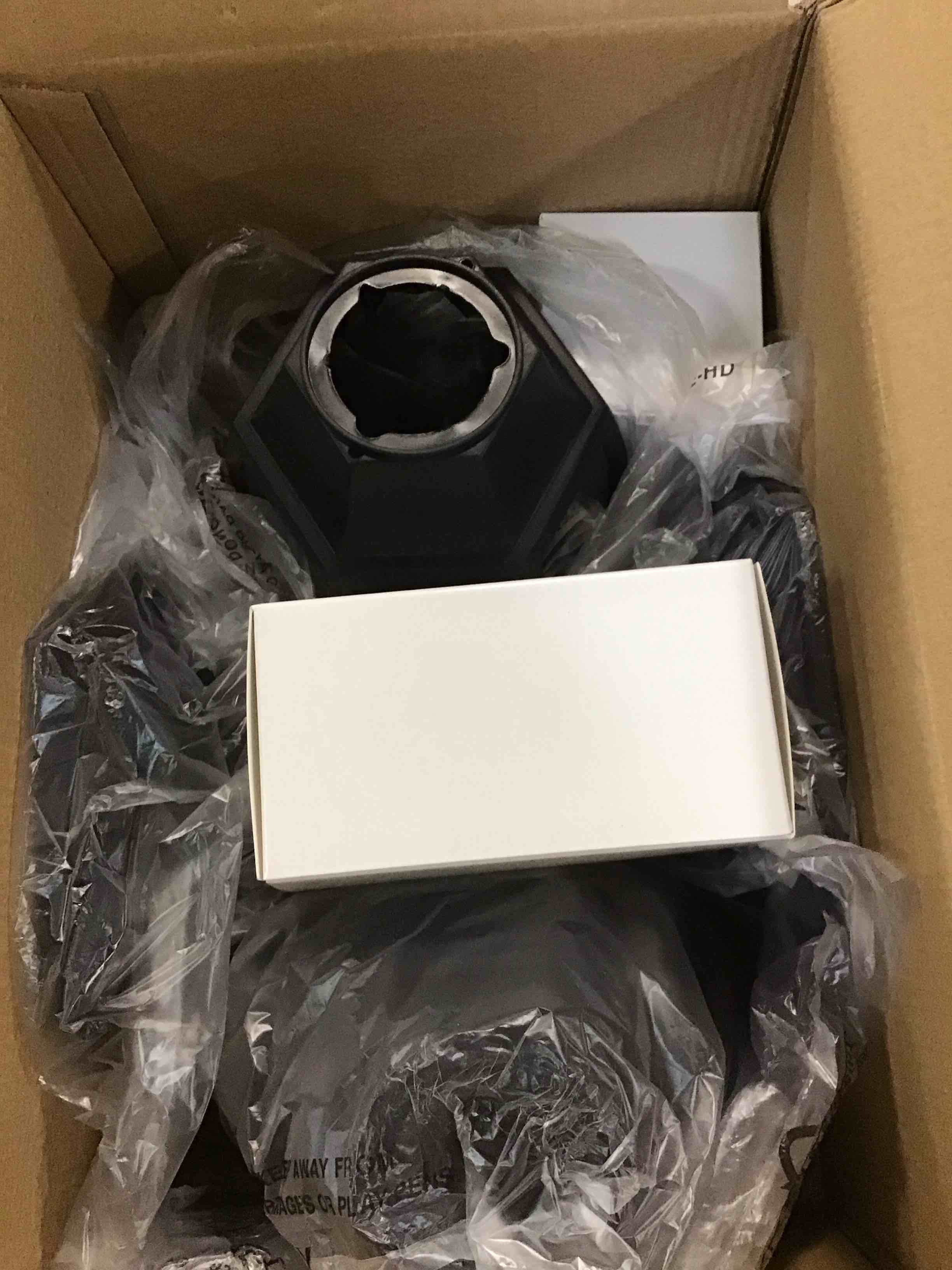 https://s3.amazonaws.com/lotting-images-prod/bidfta/PPE3295500_1751299326163.jpeg