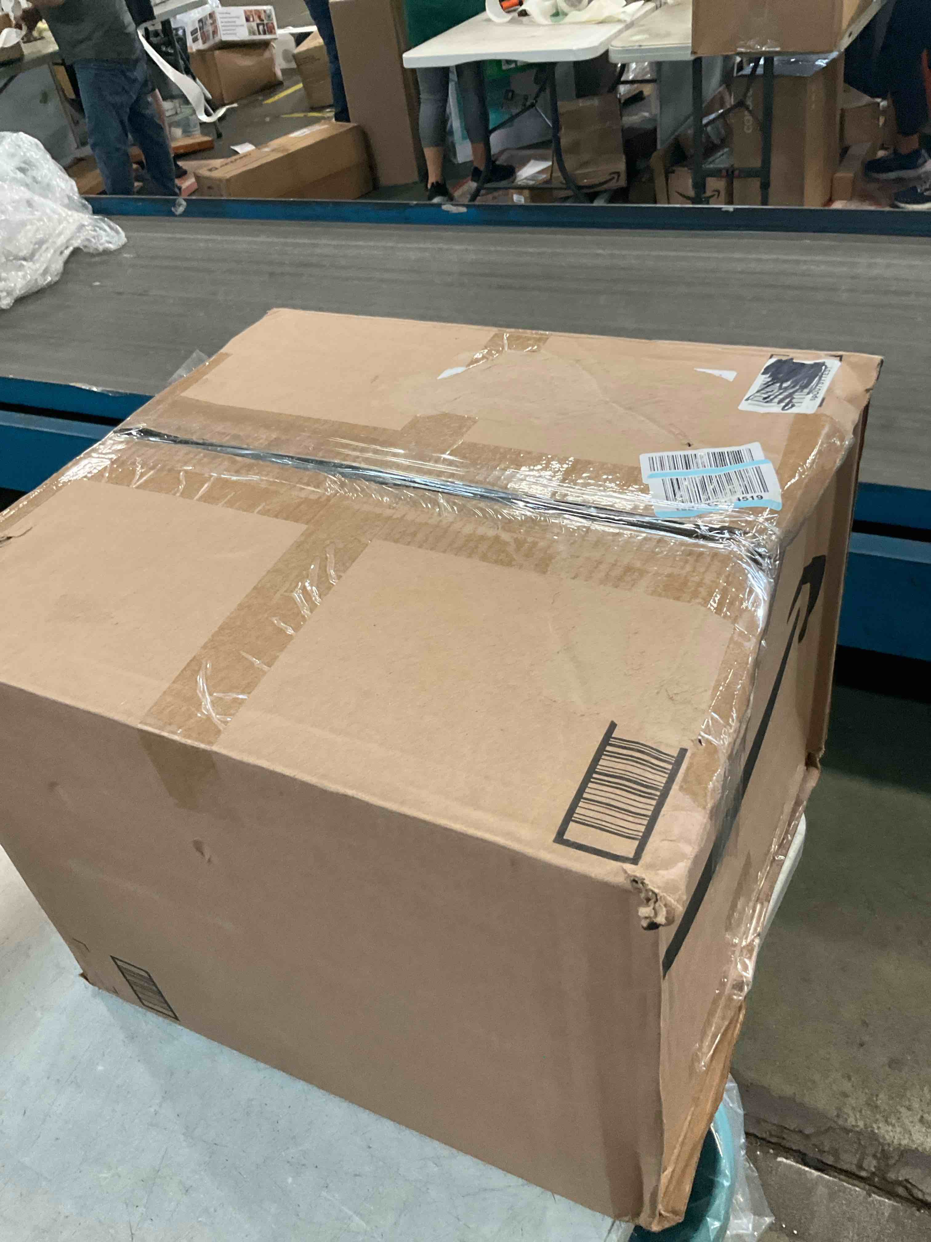 https://s3.amazonaws.com/lotting-images-prod/bidfta/PPE3296077_1751903118903.jpeg