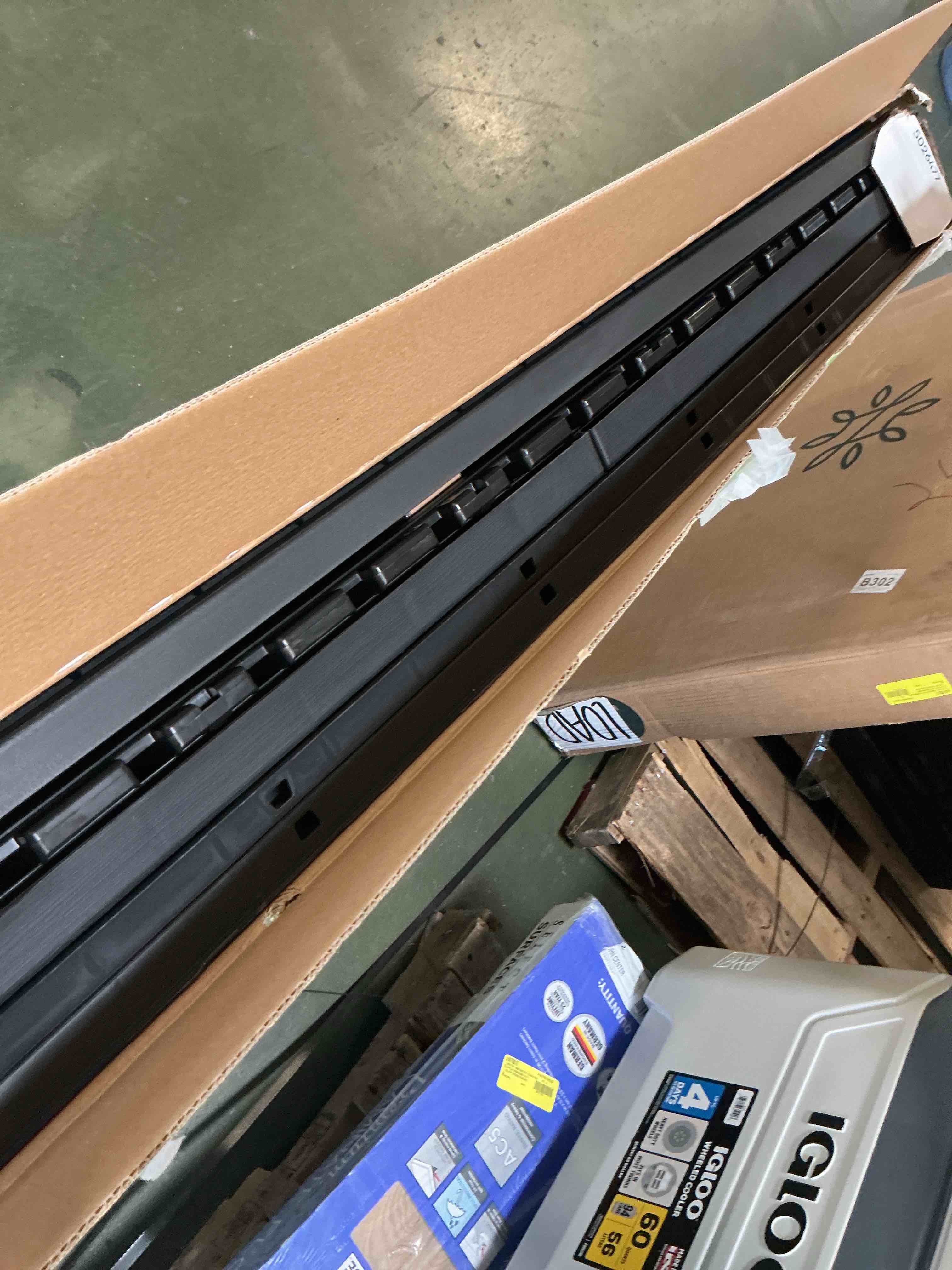 https://s3.amazonaws.com/lotting-images-prod/bidfta/PPE3301613_1756214079978.jpeg