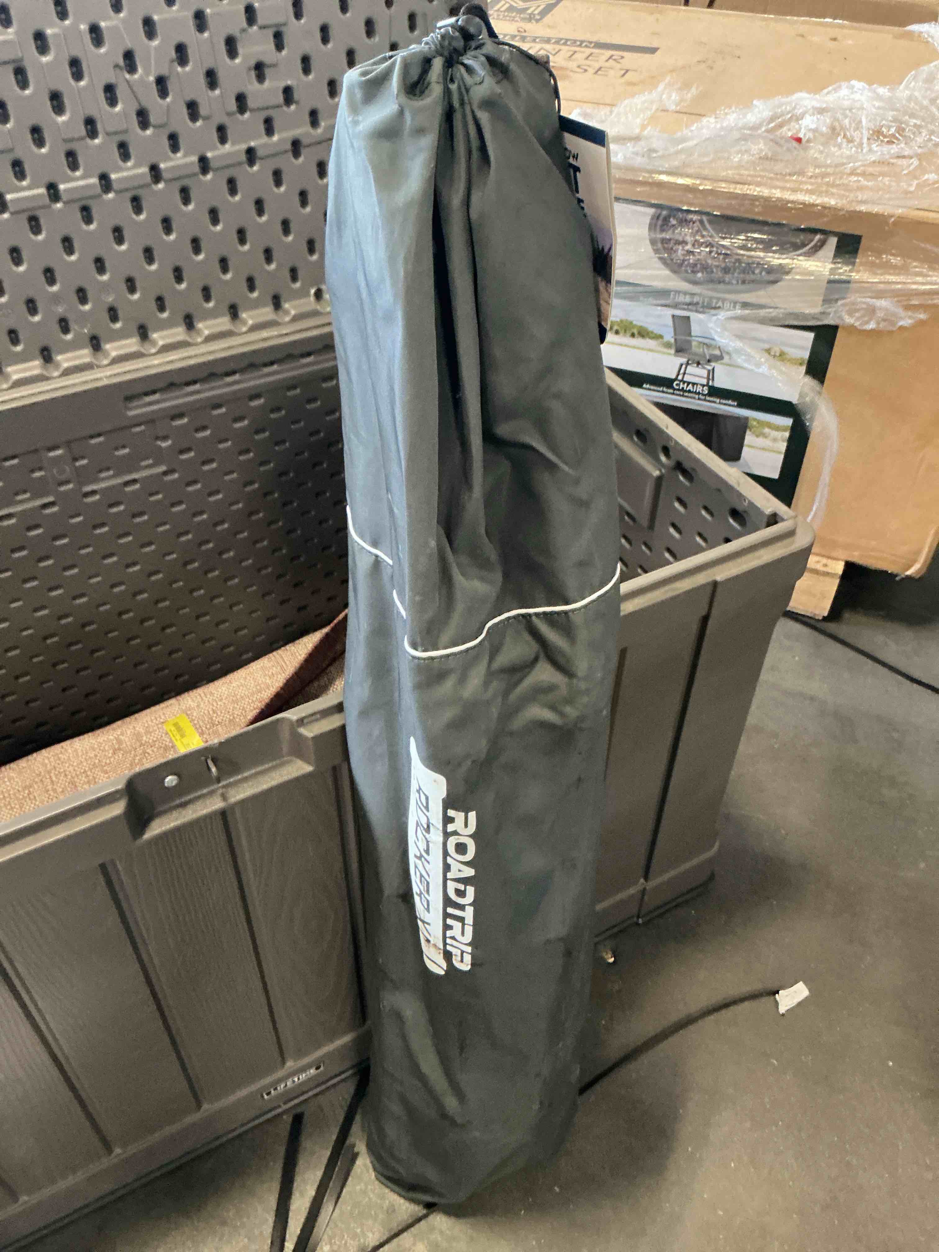 https://s3.amazonaws.com/lotting-images-prod/bidfta/PPE3301658_1756230138442.jpeg