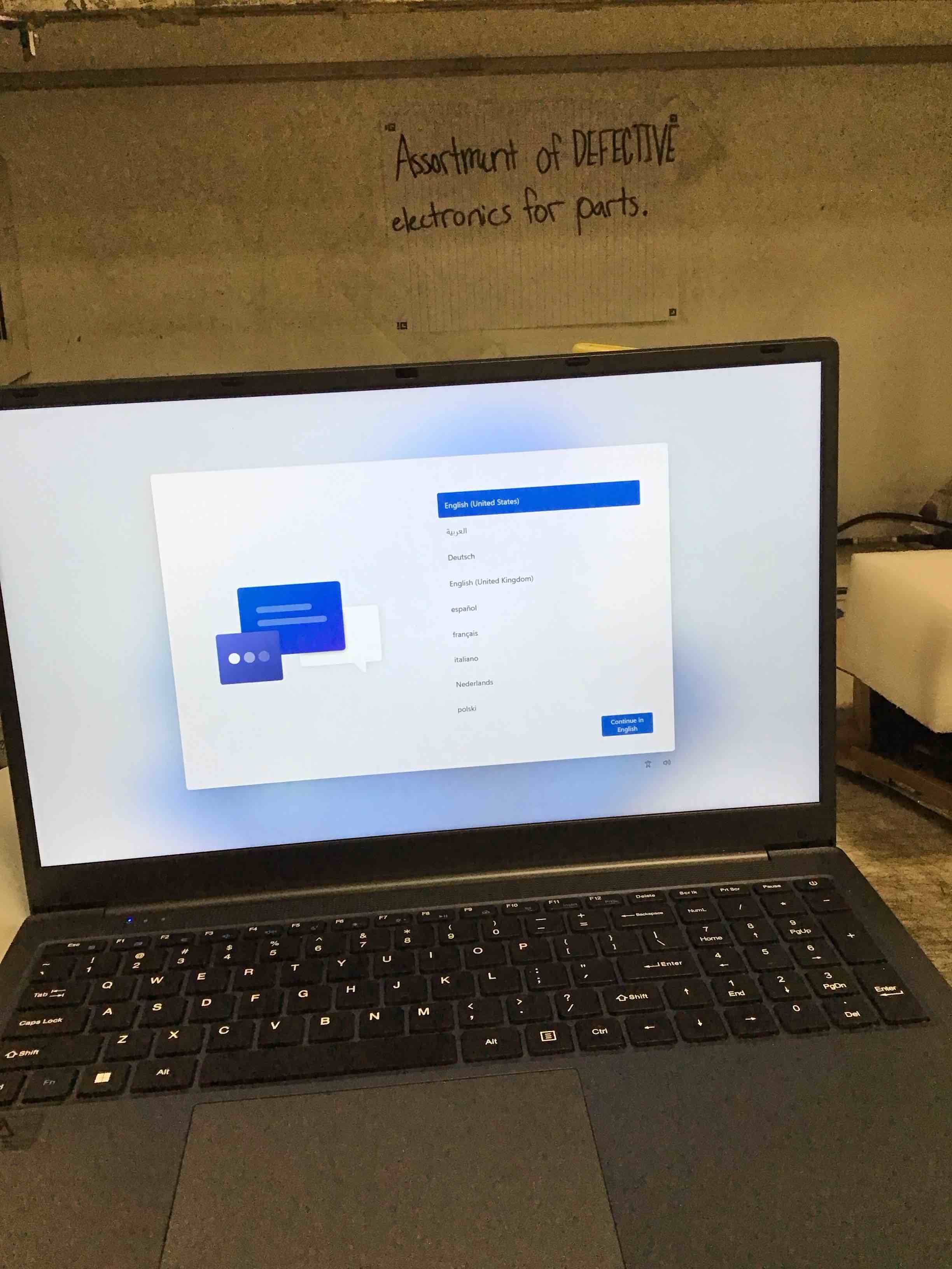 https://s3.amazonaws.com/lotting-images-prod/bidfta/PPE3305109_1755533827560.jpeg