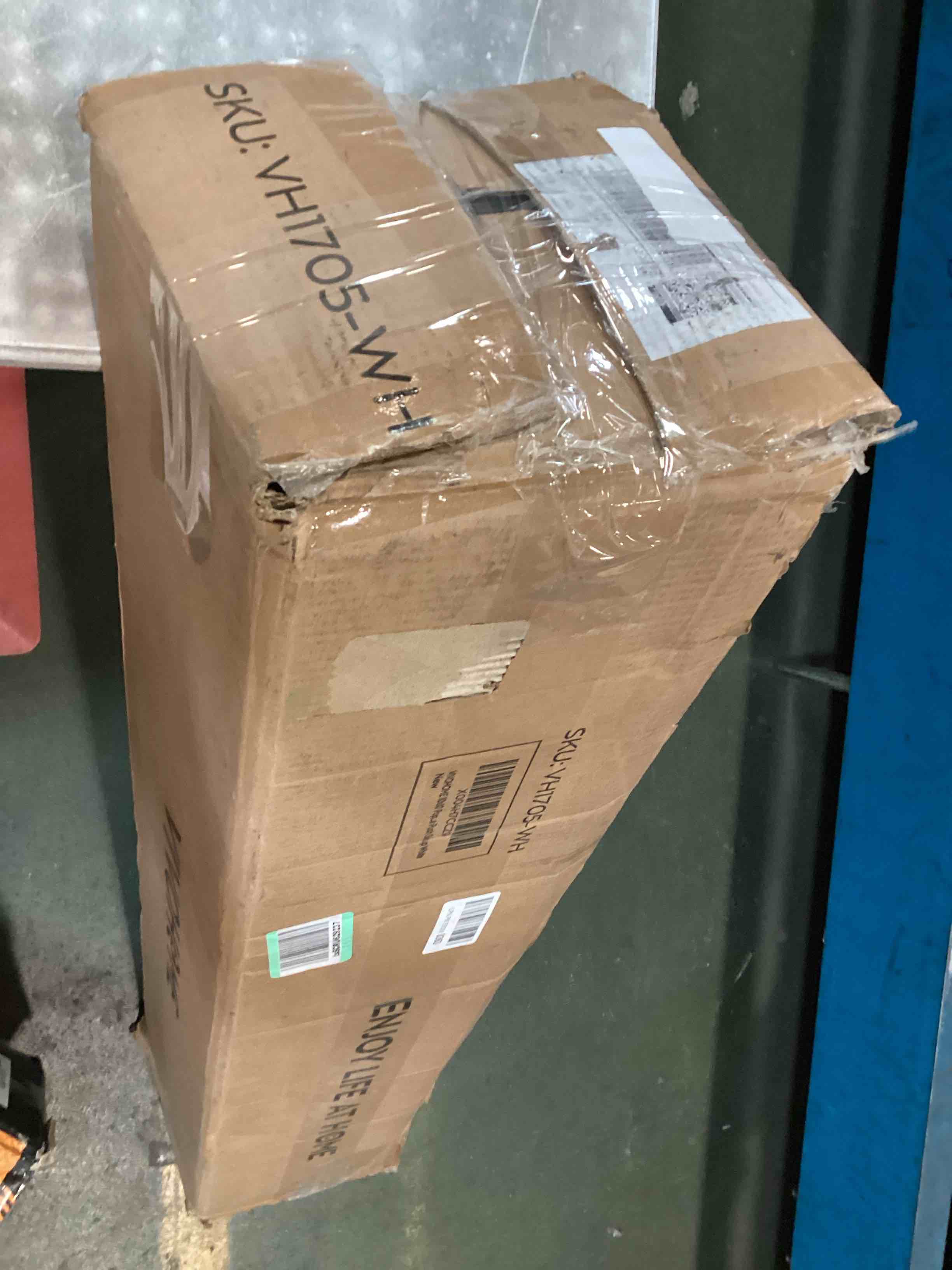 https://s3.amazonaws.com/lotting-images-prod/bidfta/PPE3319236_1753713649339.jpeg