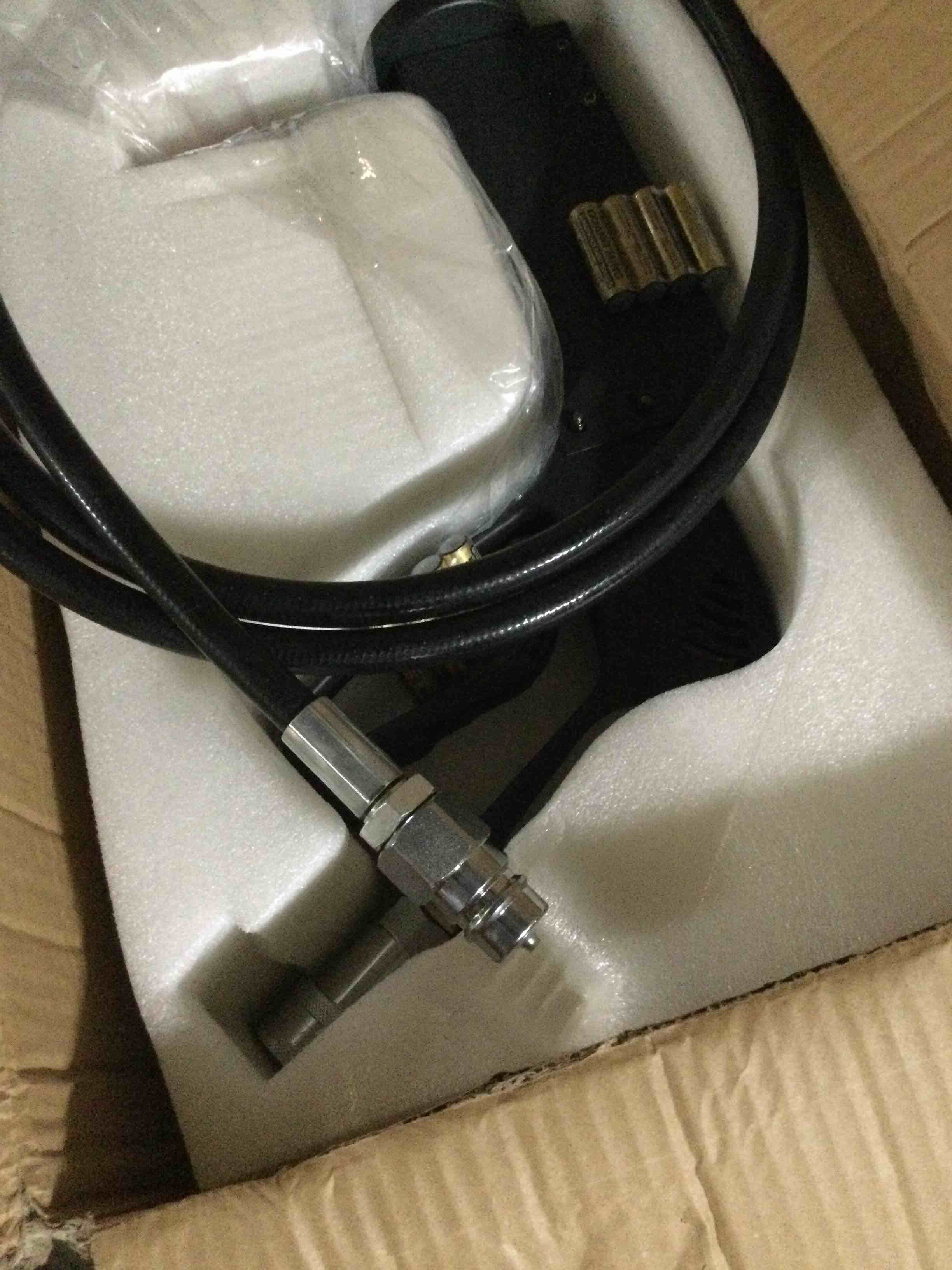 https://s3.amazonaws.com/lotting-images-prod/bidfta/PPE3321028_1754668553902.jpeg