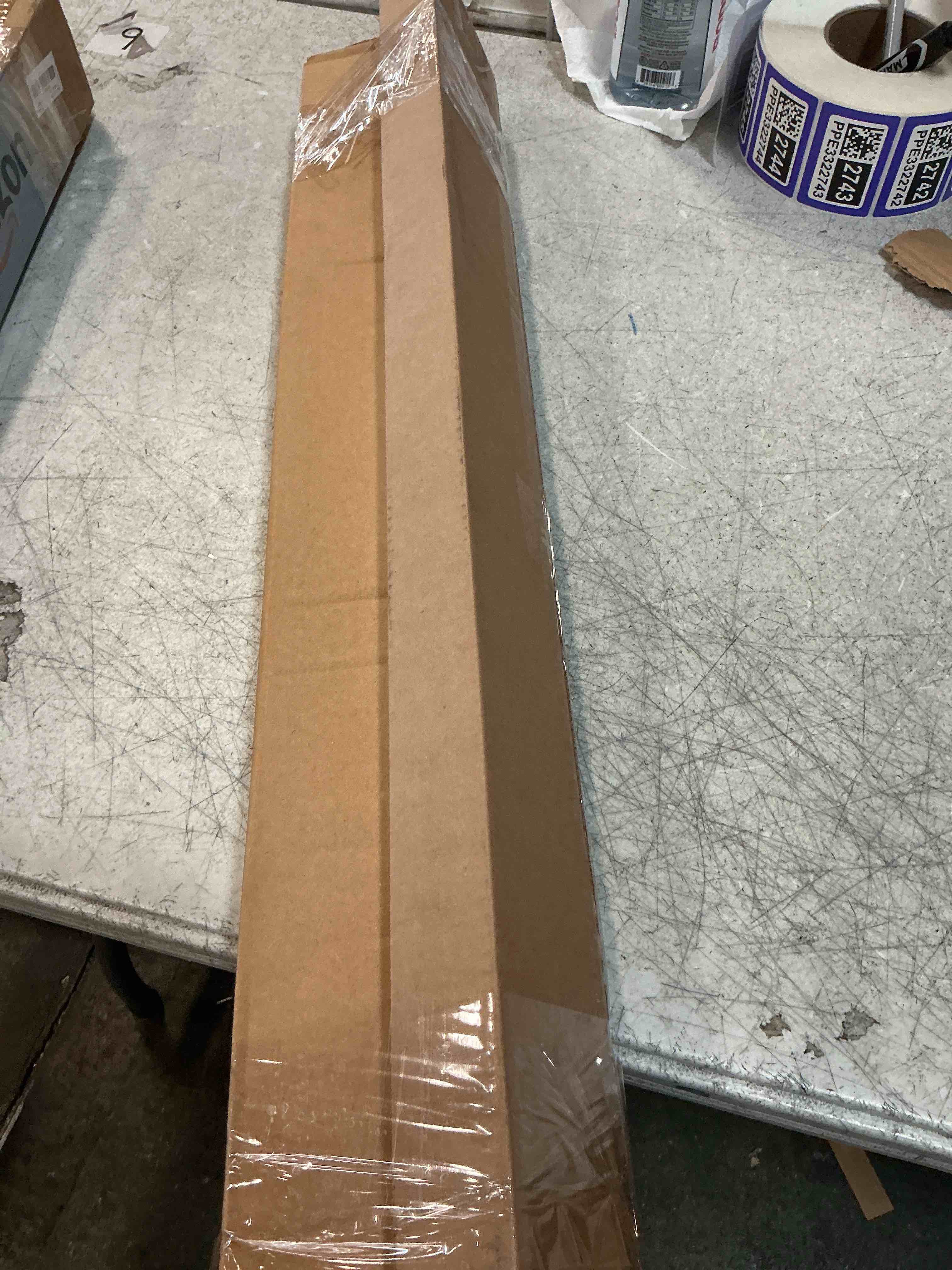 https://s3.amazonaws.com/lotting-images-prod/bidfta/PPE3322697_1754331372615.jpeg