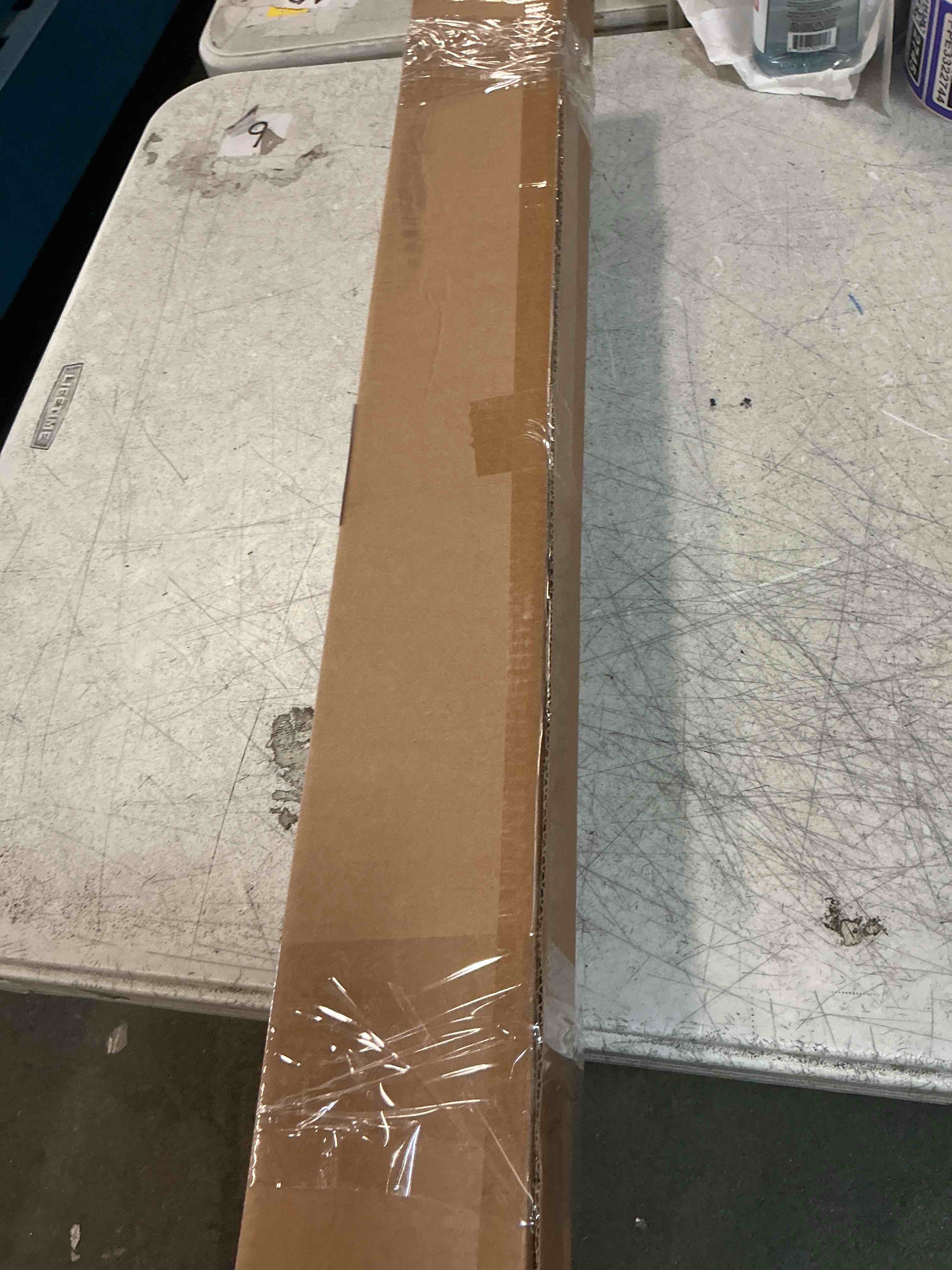 https://s3.amazonaws.com/lotting-images-prod/bidfta/PPE3322698_1754331453529.jpeg