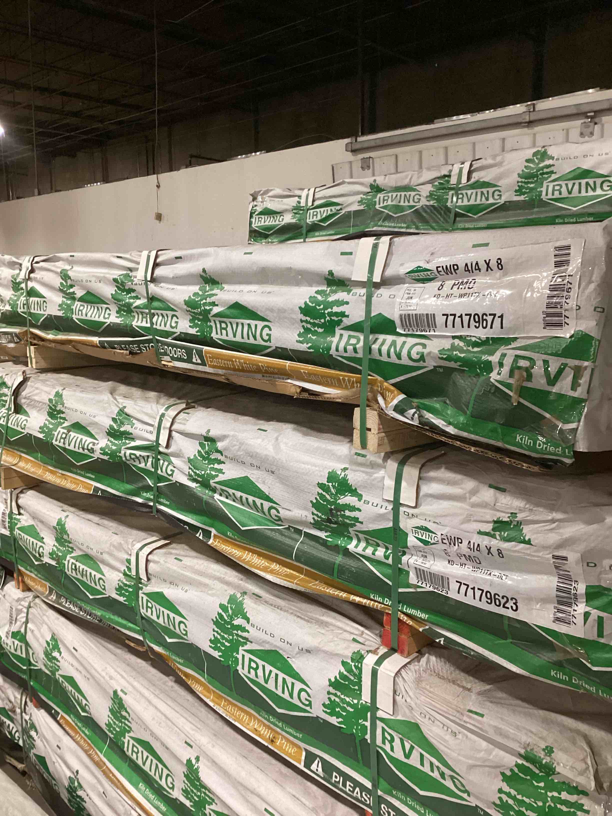 Building materials lumber shiplap Irving white pine
