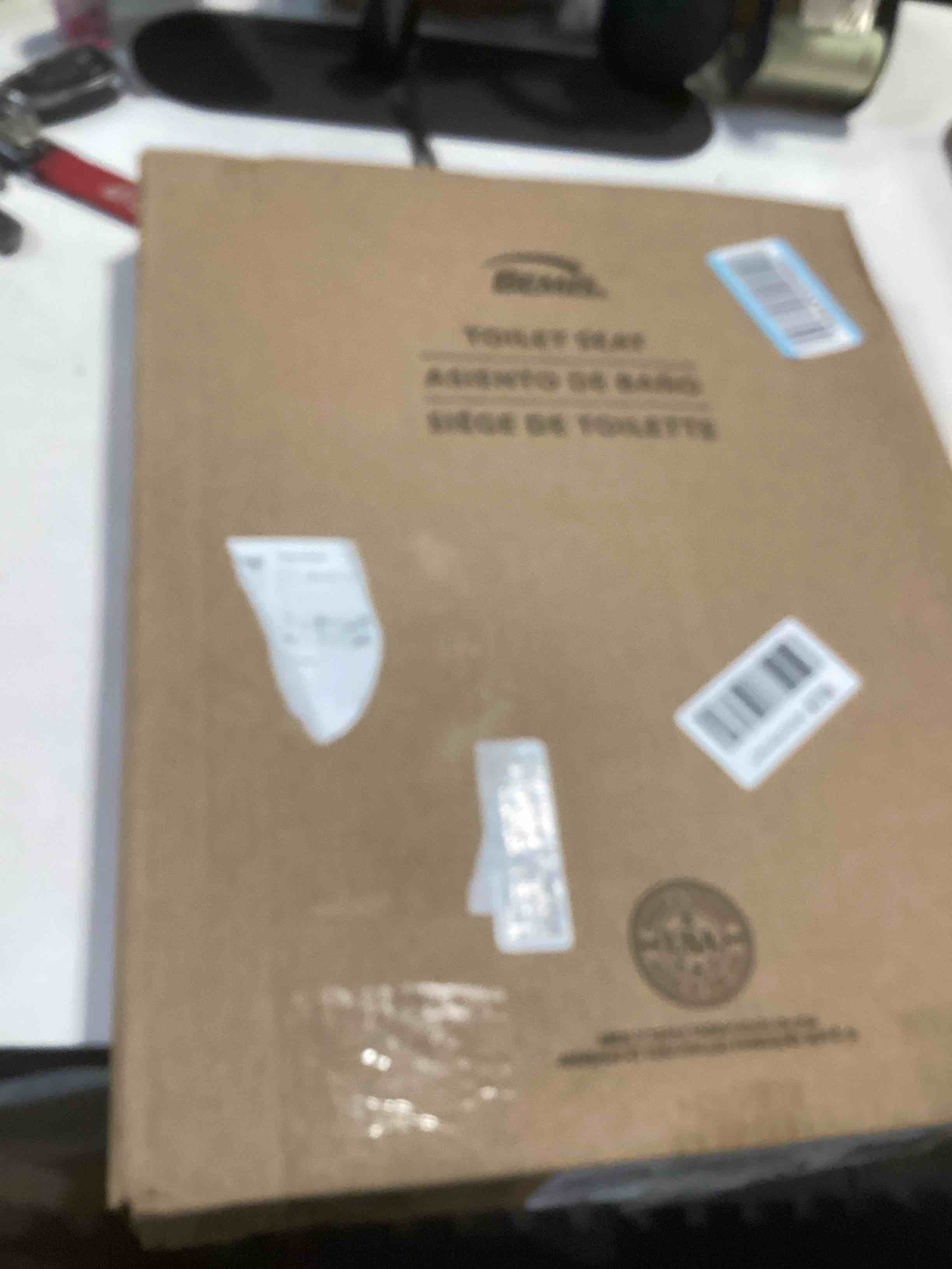 Condition photo showing Good Condition for bemis 500ec durable wood toilet seat with easy clean hinges, made in usa, round, biscuit biscuit round
