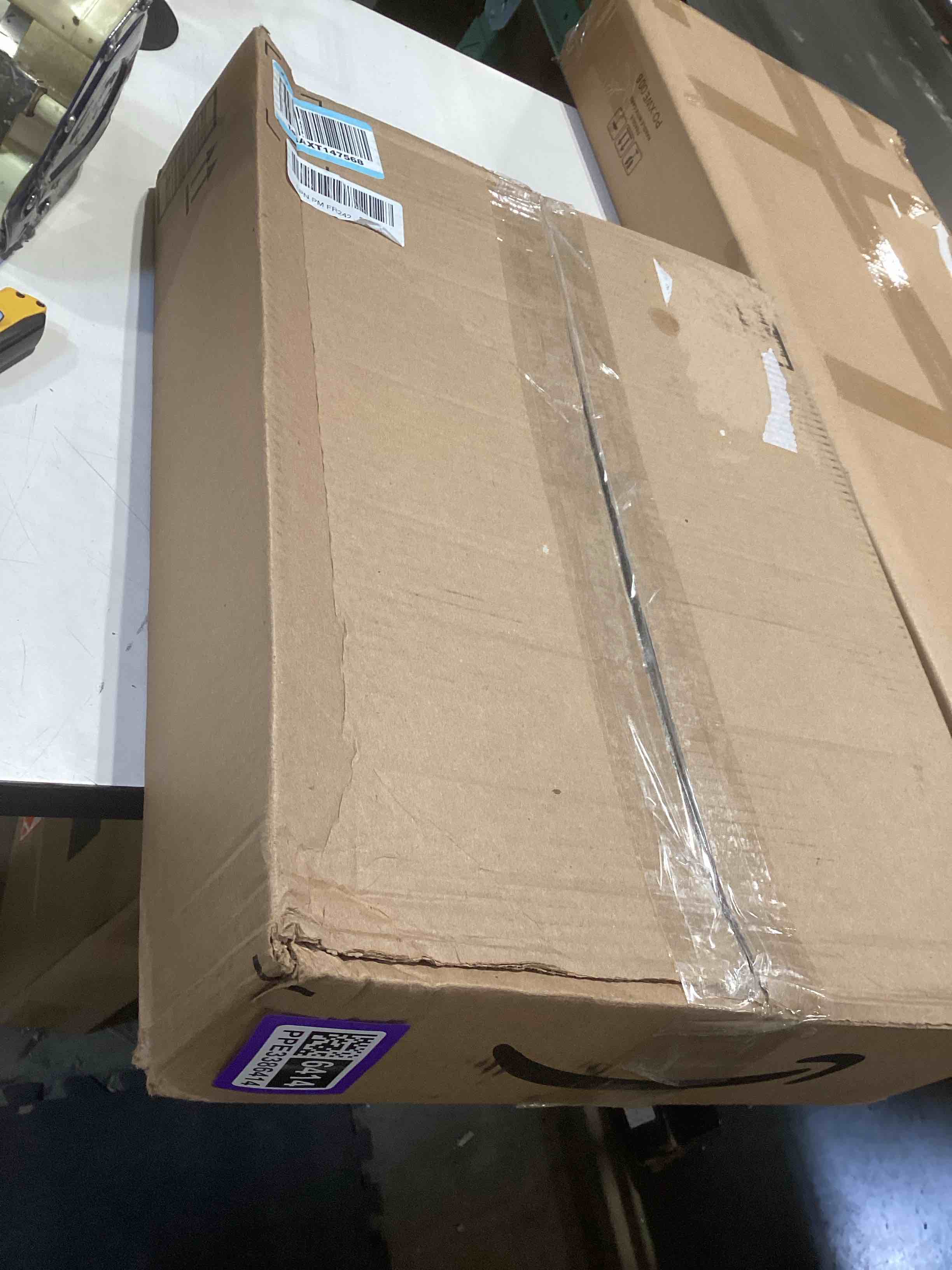 Condition photo showing Good Condition for Hibbent Premium Elongated Toilet Seat with Cover(Oval) Quiet Close, One-Click to Quick Release, Easy Installation Never Loosen Hinge, Slow Close Toilet Seat and Cover, Easy Cleaning-White Color 18.5'' Elongated