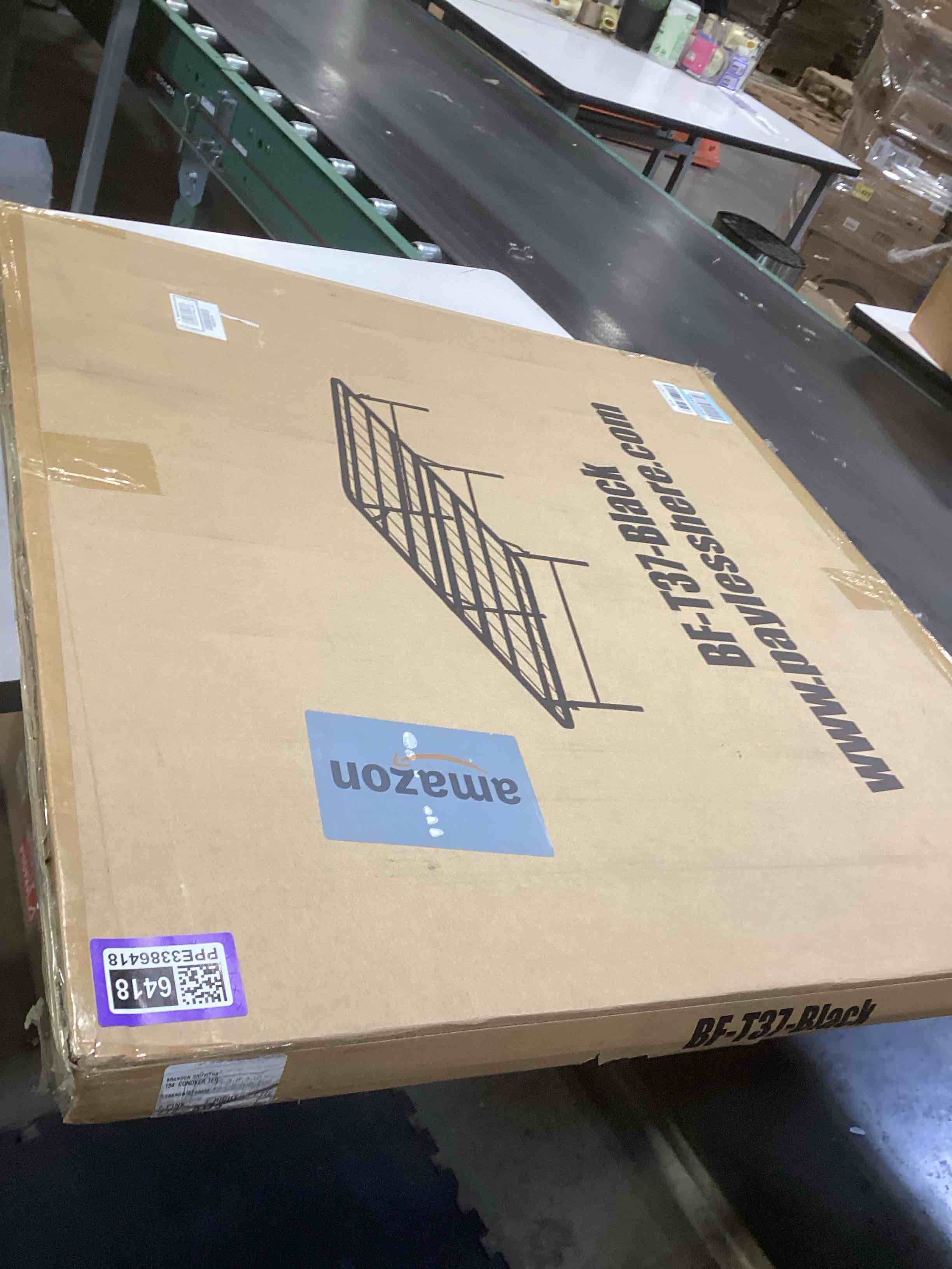 Condition photo showing Good Condition for Twin Bed Frame Metal Platform Bed Frame Twin Size 14 Inch Mattress Foundation Box Spring Replacement Heavy Duty Steel Slat Easy Assembly Noise-Free,Black