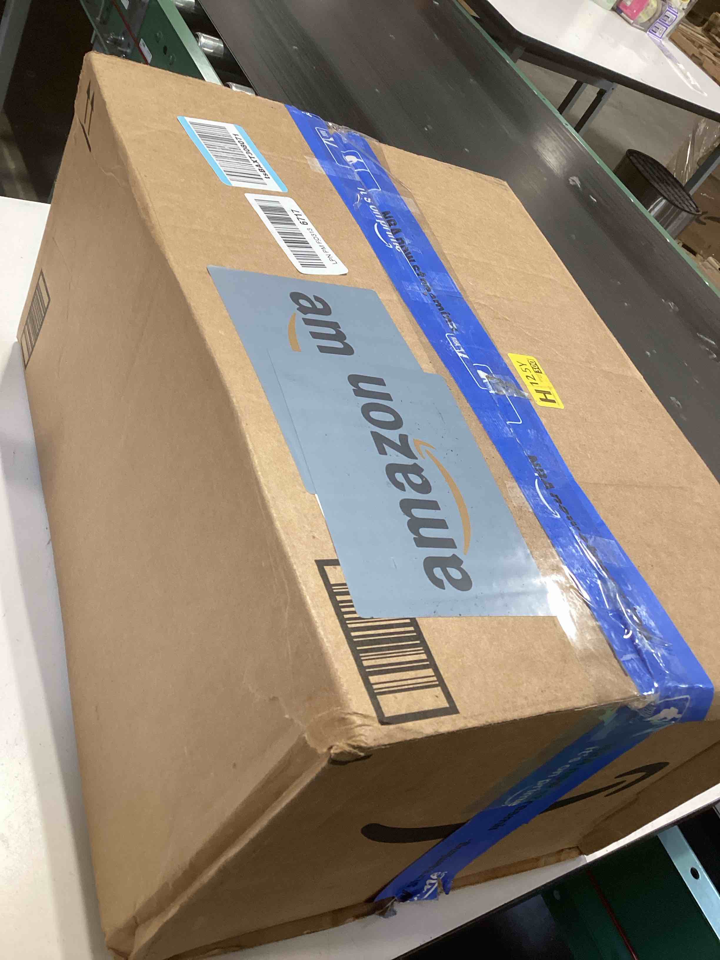 Condition photo showing Good Condition for Aspen Creative 33055, Hardback Empire Transitional Spider Lamp Shade, Mushroom Pleated Pleated White, 7" Top x 13" Bottom x 10" Slant