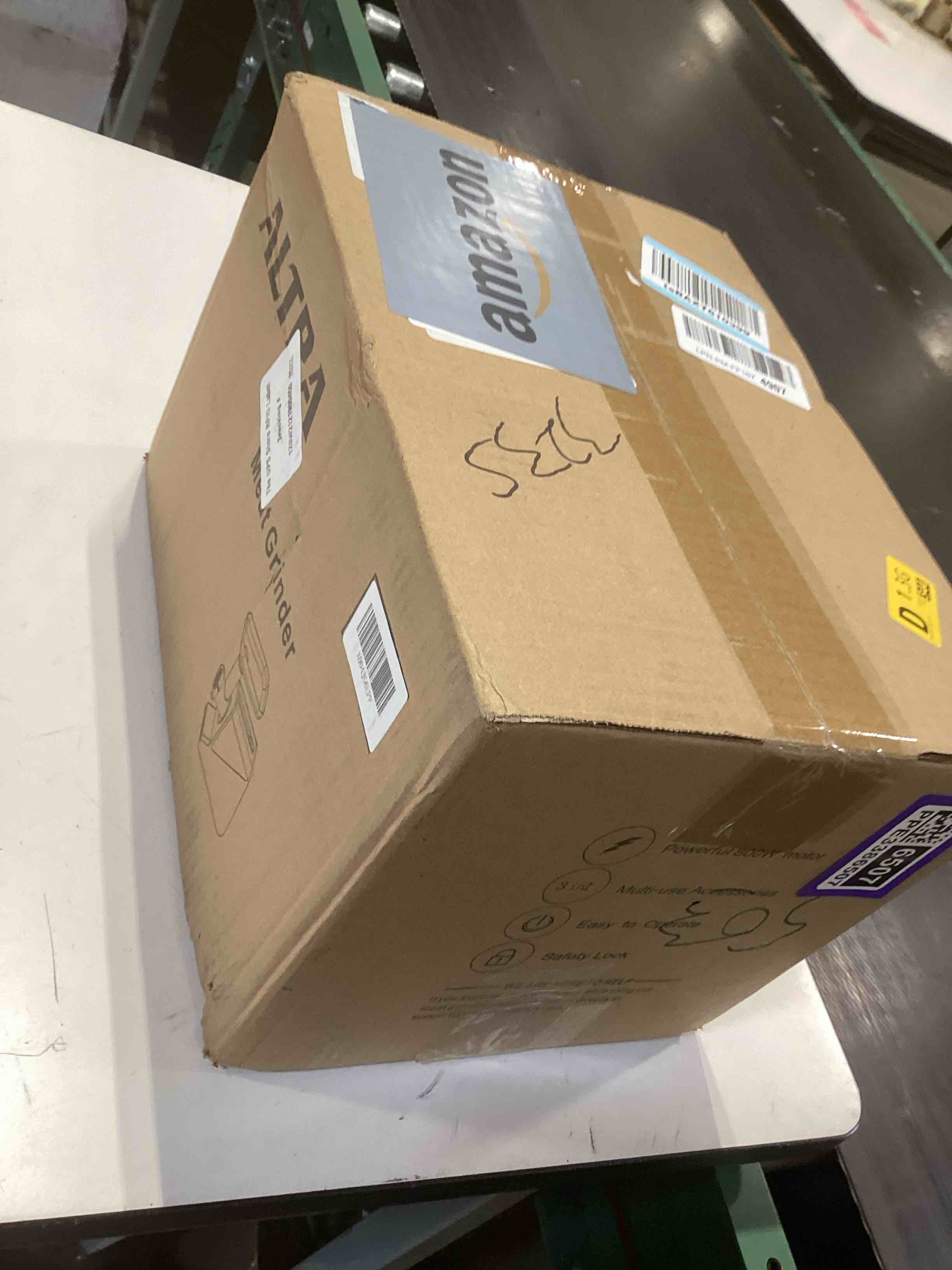 Condition photo showing Good Condition for #8 Meat Grinder, [3200W Max] Electric Heavy Duty Sausage Stuff with 2 Stainless Steel Blades and 3 Grinding Plates, Sausage Tube & Kibbe Kit, for Commercial & Home Use MG104-B&S