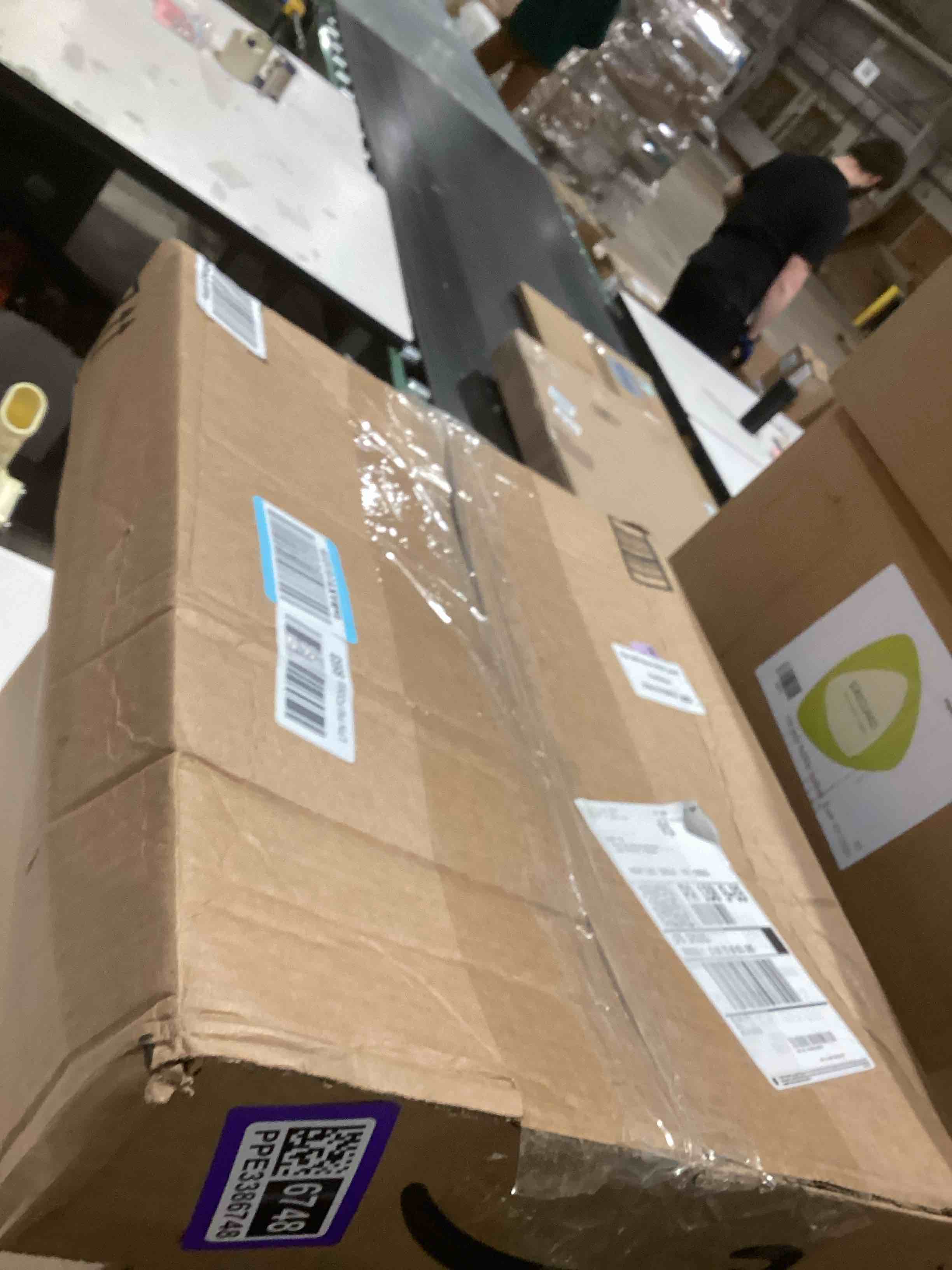 Condition photo showing As Is for Lodge Cast Iron Baking Pan