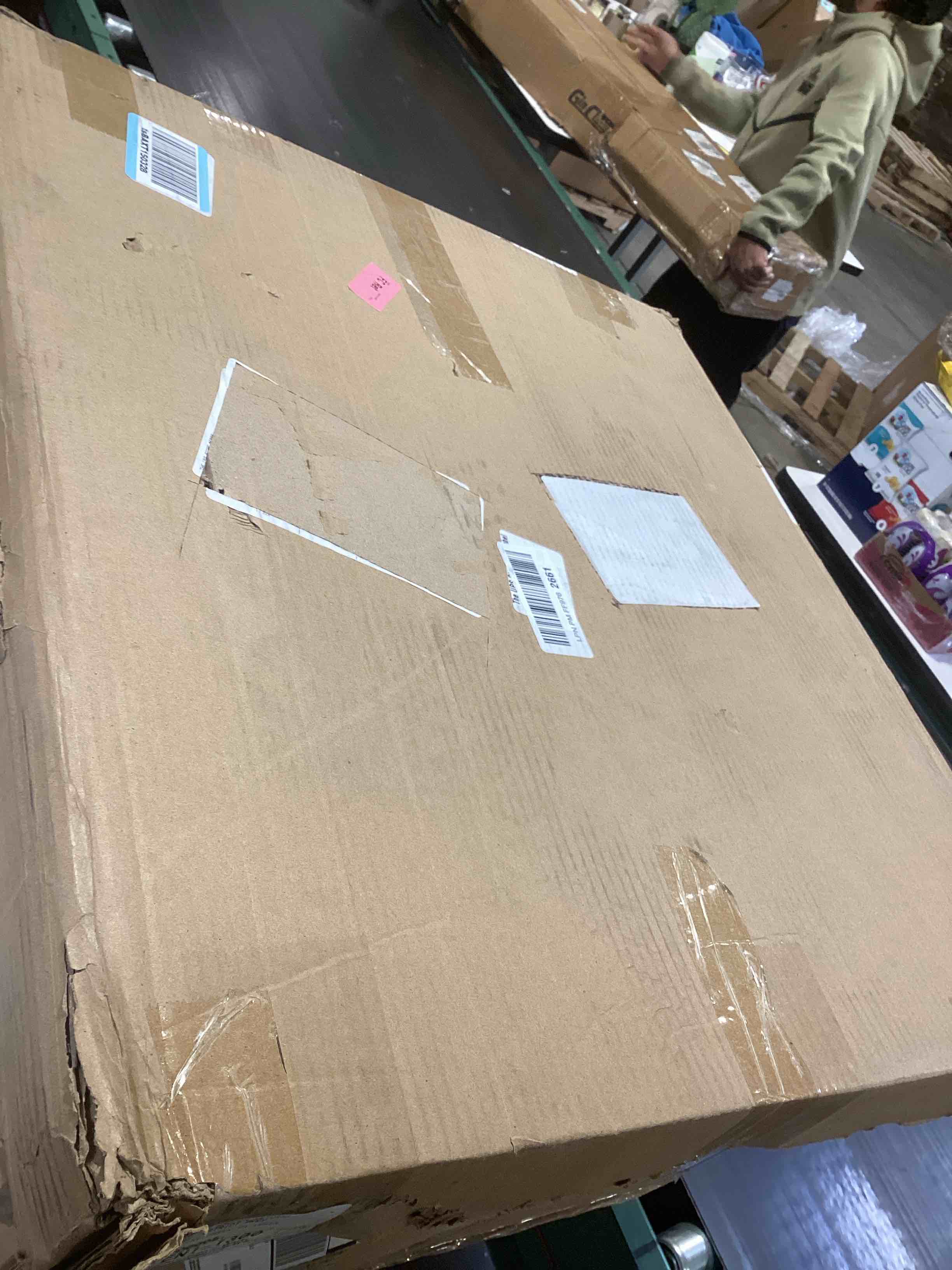 Condition photo showing Good Condition for Smart Heated Towel Racks for Bathroom Wall Mounted, Electric Towel Warmer with App Remote Control, Timer & Memory, Rotating Space-Saving Heated Towel Racks, Adjustable Temperature, Fast Heating 1 Bar Black