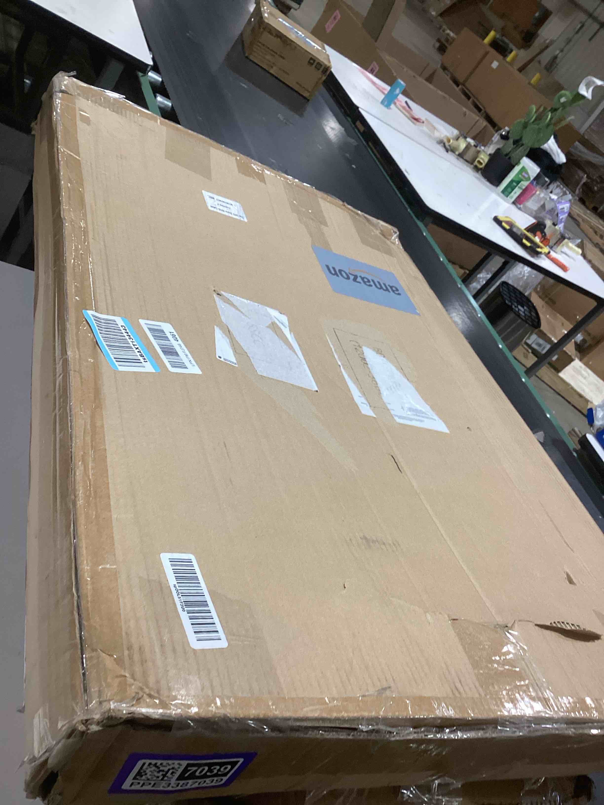 Condition photo showing Good Condition for Amazon Basics Folding Portable Soft Pet Dog Crate Carrier Kennel, 36 x 24 x 24 inches, Blue BLUE 36.0"L x 23.4"W x 24.0"H