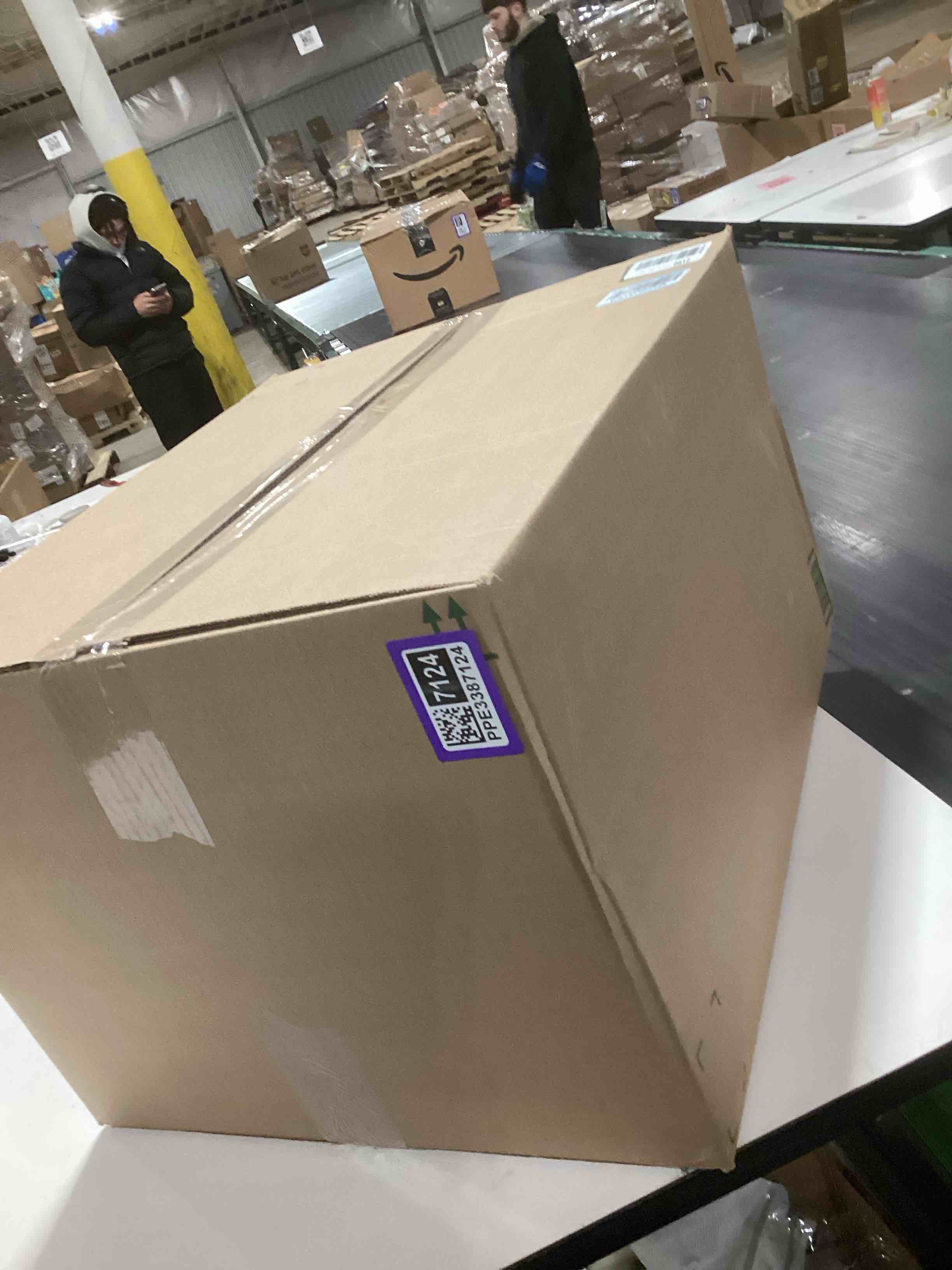 Condition photo showing As Is for Bedsure Full Size Comforter Set - 7 Pieces Pink Full Bedding Set for All Seasons, Boho Contrasting Design Bed in a Bag with Comforter, Sheets, Pillowcases & Shams