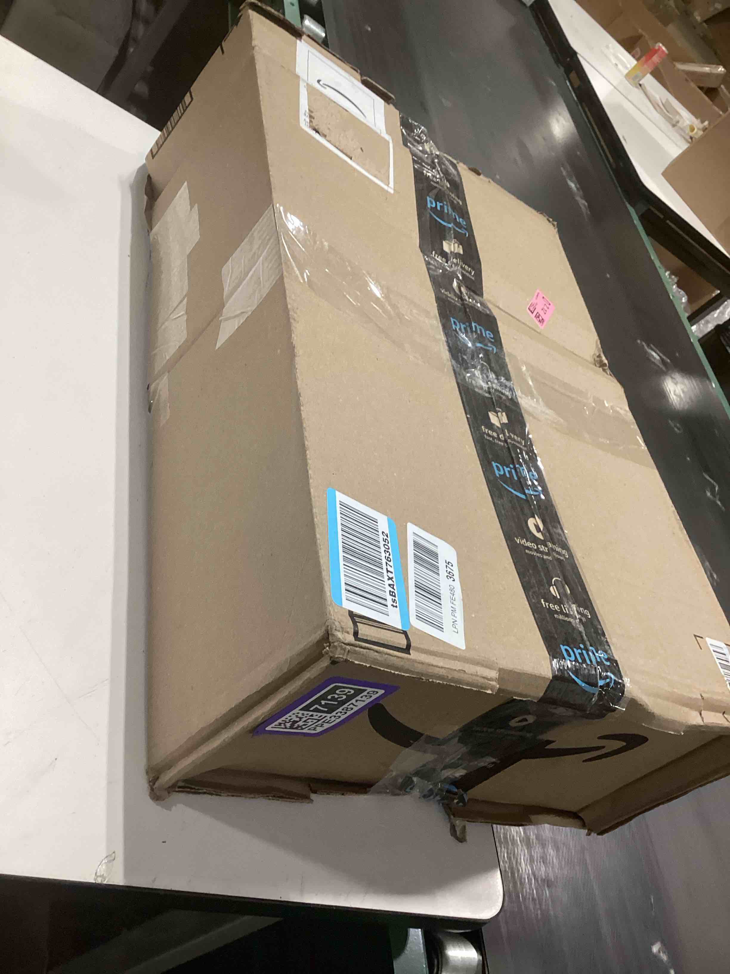 Condition photo showing As Is for YOSUKATA 14" Carbon Steel Wok with Round Bottom – Pre-Seasoned Pow Wok for Stir Fry – Traditional Chinese Japanese Black Steel Pan – Outdoor Cookware for Gas Stovetops, Open Fire, BBQ, Camping