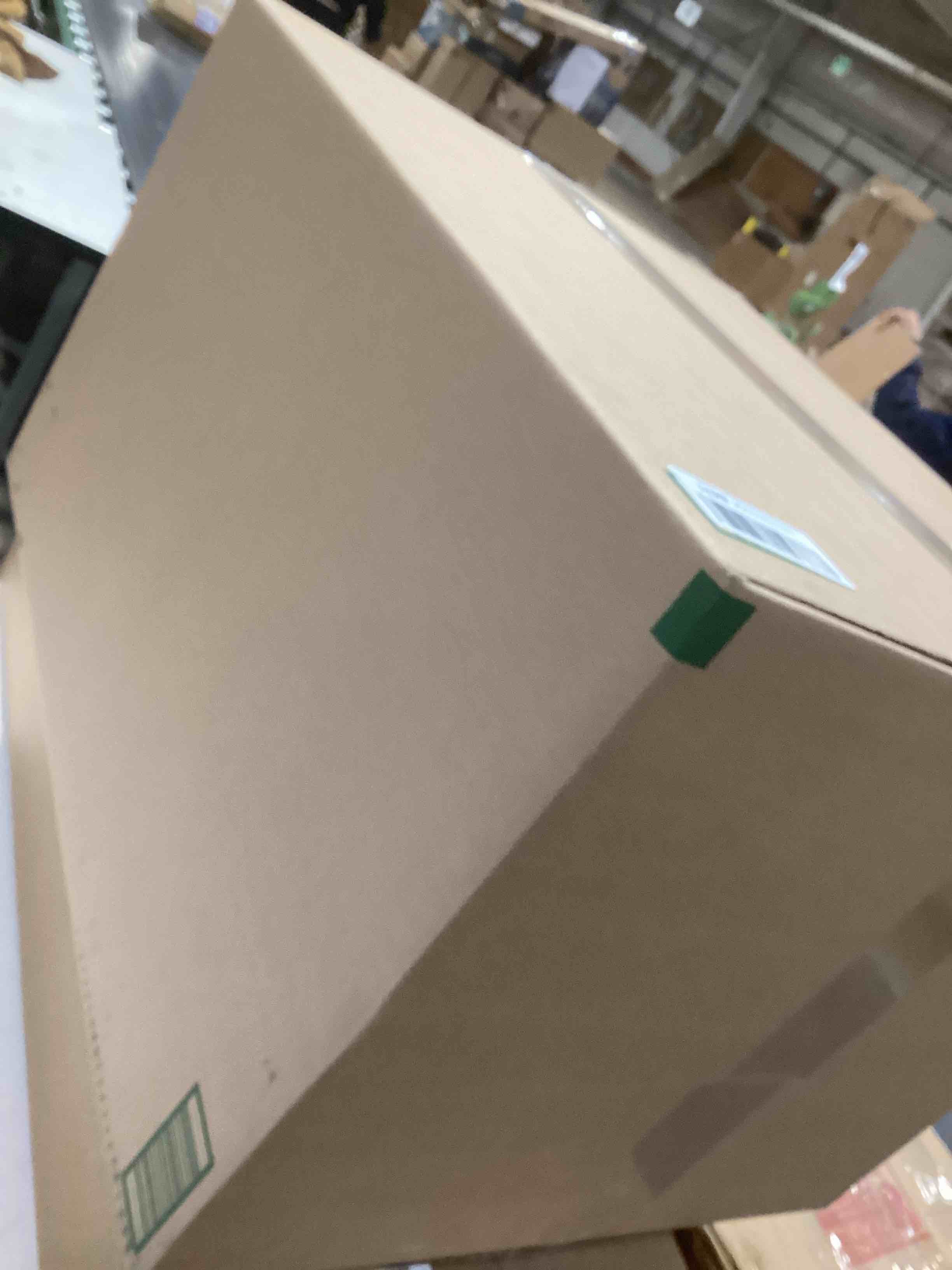 Condition photo showing Good Condition for 1 Pack Extra Large Dog Litter Box Pan Tray (ABS Material), Low Entry Jumbo Senior Litter Boxes for Multiple Kitten Big Cats, Pet Safe Indoor Dog Potty (Light Blue, 24" L x 20" W) Large (Pack of 1) Light Blue