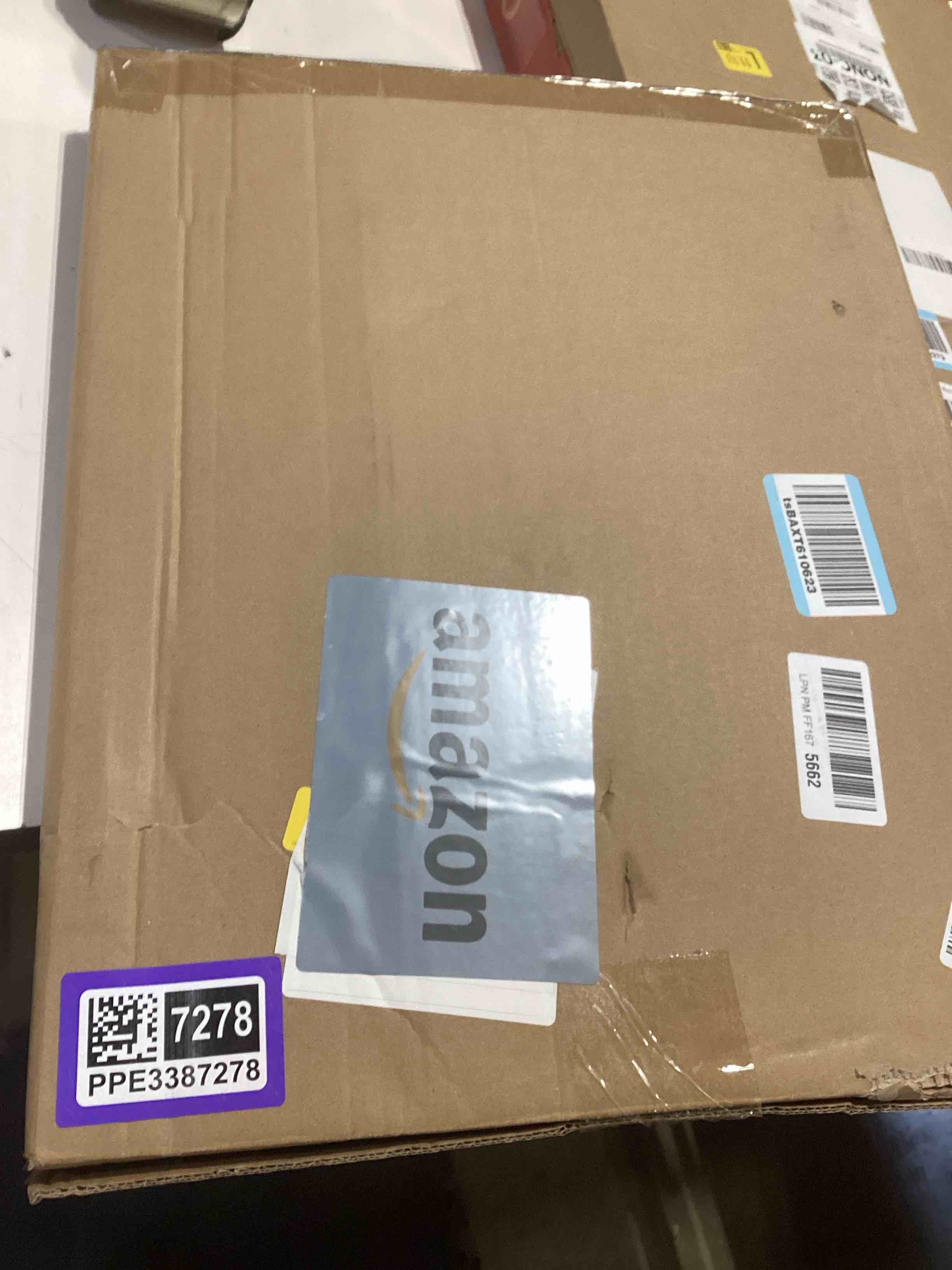 Condition photo showing Good Condition for PETMAKER Artificial Grass Puppy Pee Pad with Tray, Reusable Dog Potty Training Mat for Indoor & Outdoor Use, Easy Clean Artificial Turf Surface for Dogs and Small Pets, Fake Grass Potty Small 4-Layer System