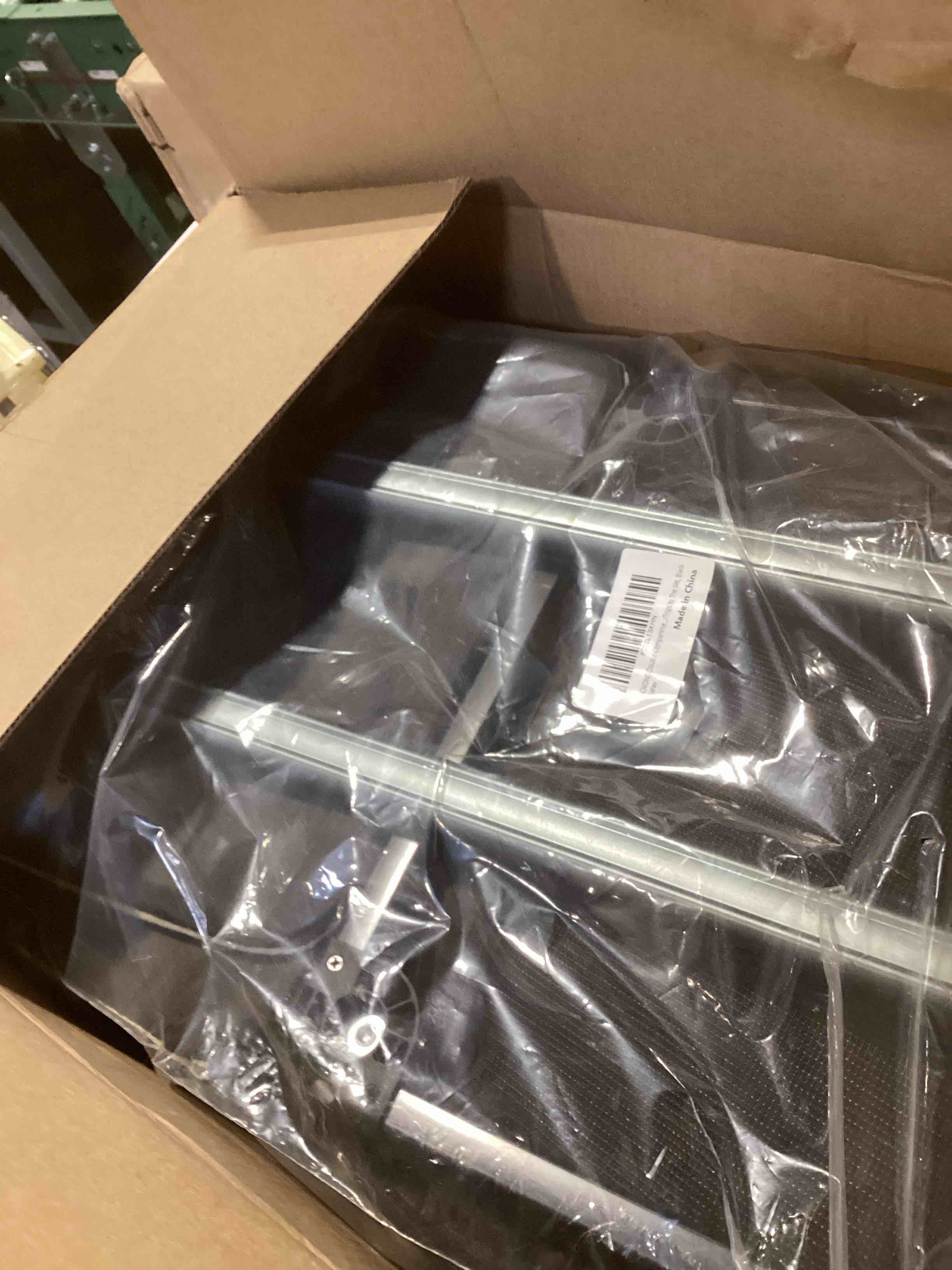 Condition photo showing Good Condition for Double-Compartment Pet Carrier Backpack with Wheels for Small Cats and Dogs, Cat Rolling Carrier for 2 Cats, Perfect for Traveling/Taking a Walk/Trips to The Vet, Black Large Black