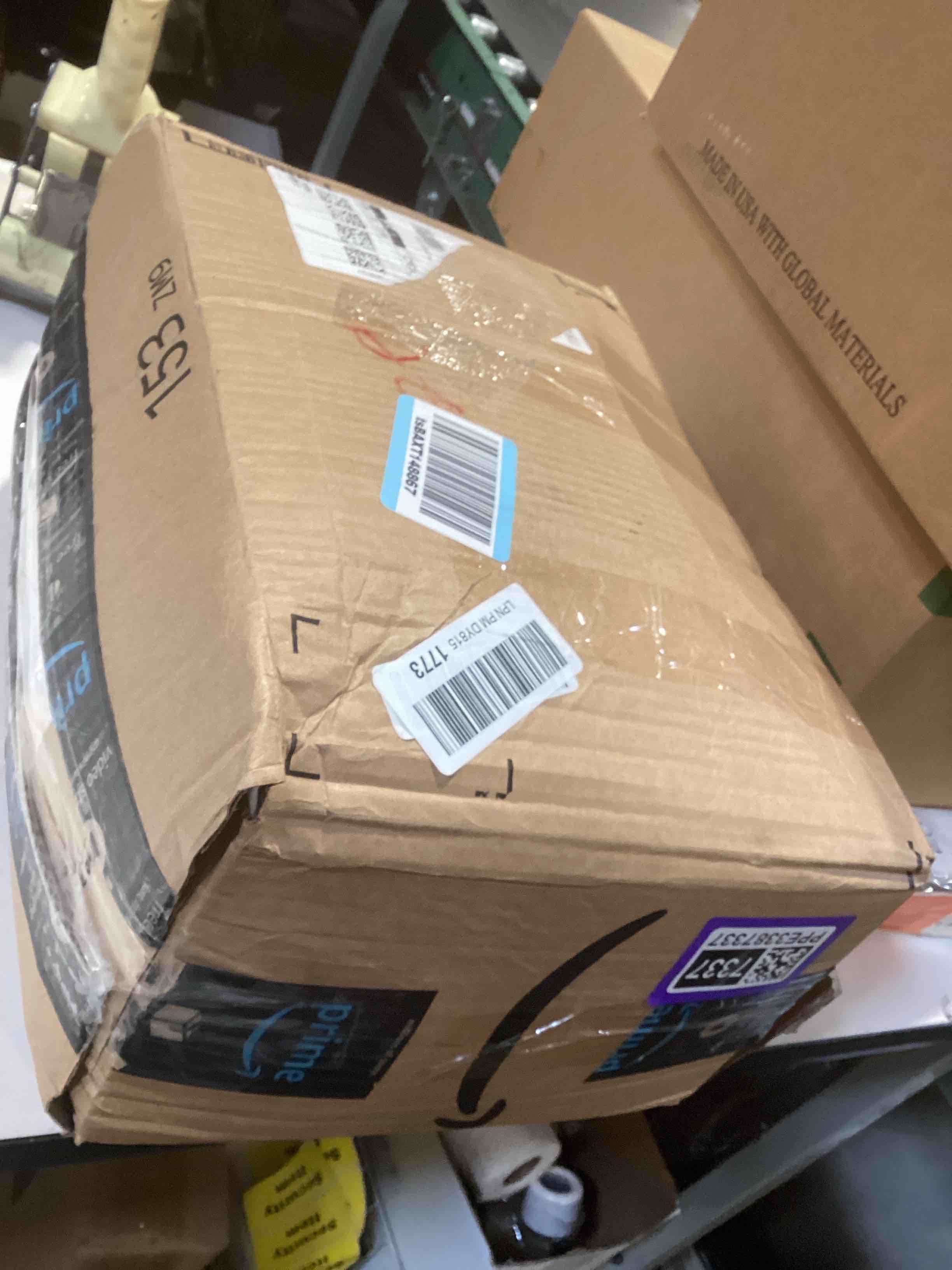 Condition photo showing Good Condition for Outpain White Spandex Table Clothes for 8 Foot Rectangle Tables-6Pack 8FT Spandex Fitted Table Cover, Wrinkle Free Tablecloths with Skirt for Parties, Wedding, Birthday, Banquet, Festival White 8FT(6Pack)