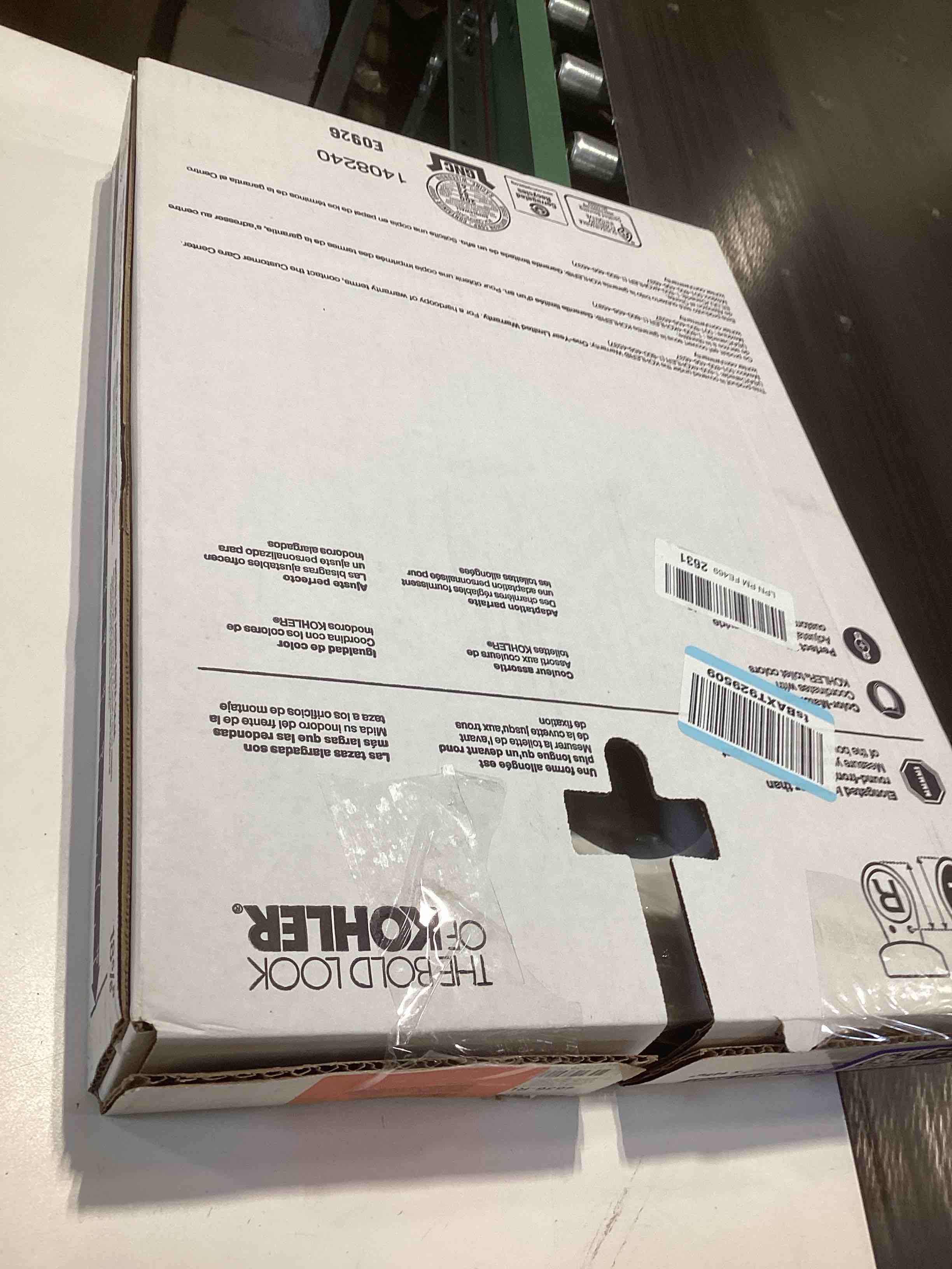 Condition photo showing Good Condition for KOHLER 4636-RL-0 Cachet ReadyLatch Elongated Toilet Seat Slow Close, Soft Close Toilet Seat Quiet Lid, Contoured Grip-Tight Bumpers Installation Hardware, Apartment Essentials, White White Elongated Ready Latch