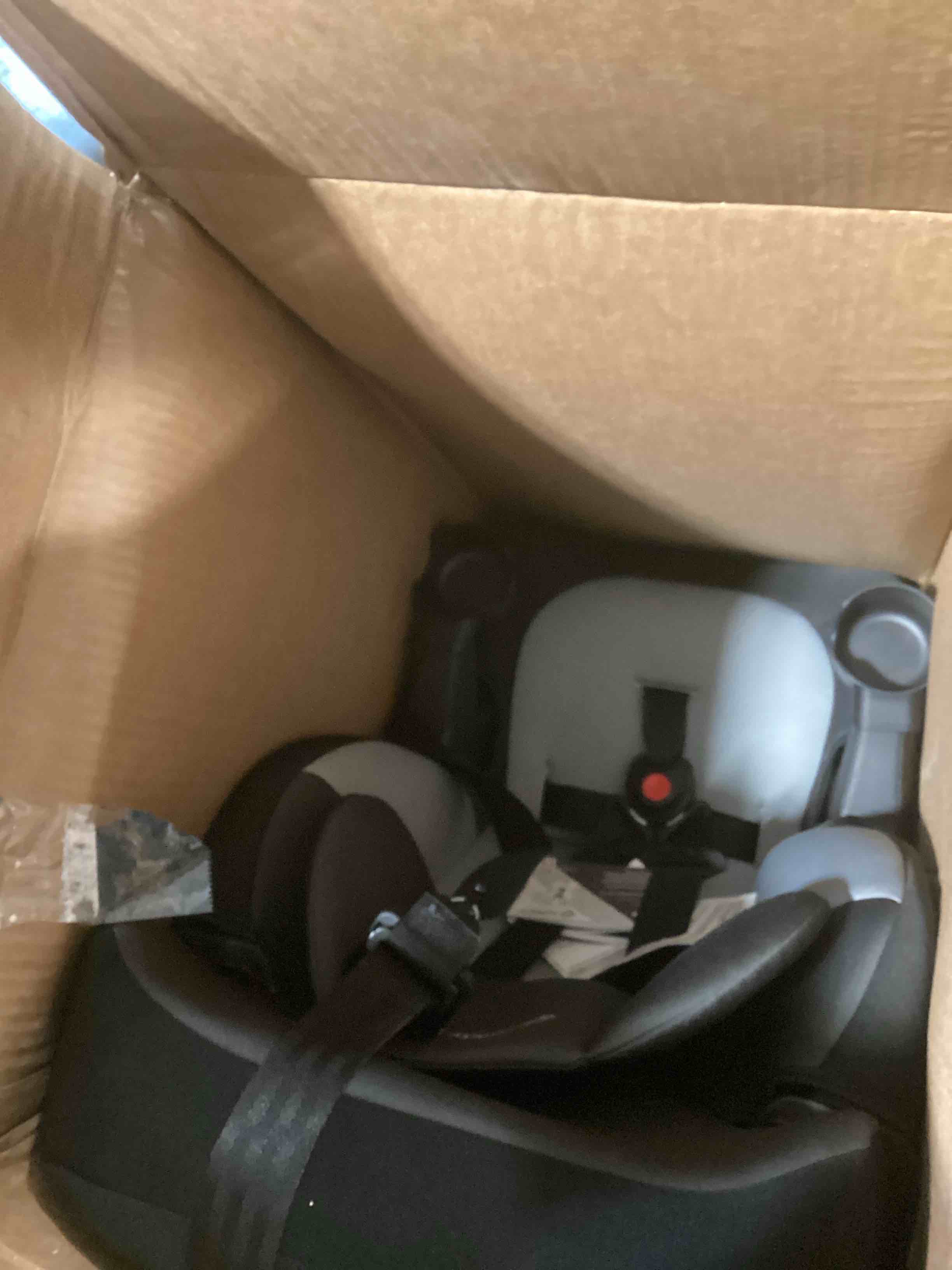 Condition photo showing Good Condition for Safety 1st Grand 2-in-1 Booster Car Seat, Converts from High Back to Belt-Positioning Booster, High Back Seat for Kids 40-65, and Belt-Positioning 40-100 Pounds, Black Sparrow