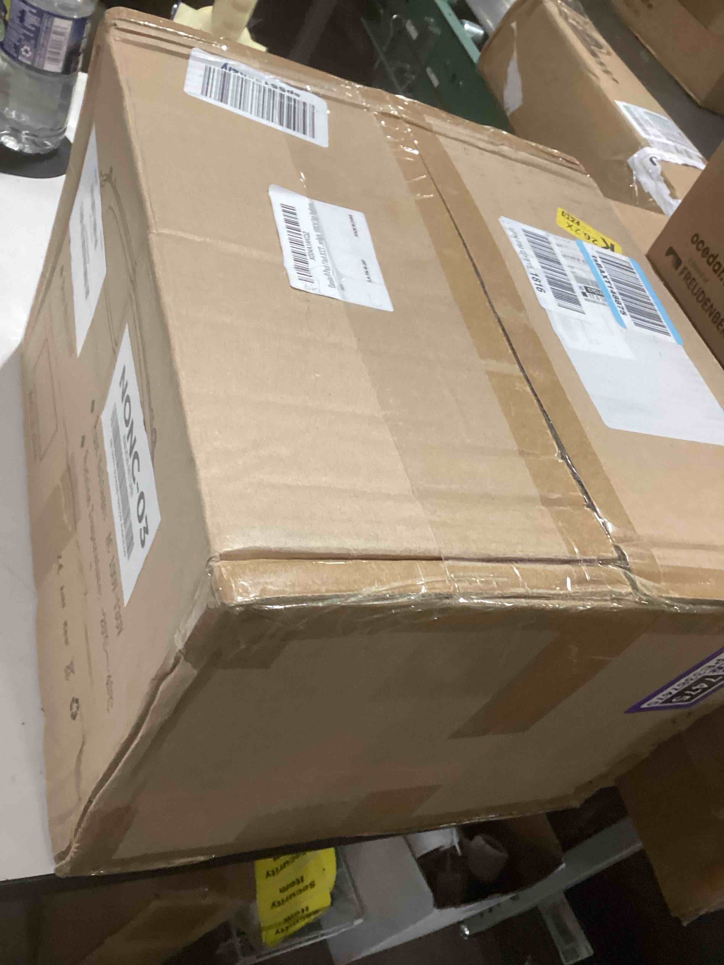 Condition photo showing Good Condition for 20 Pack 7 Inch 3CCT Ultra-Thin LED Recessed Light with Junction Box, 3000K/4500K/6000K Selectable, 18W Eqv 125W, Dimmable Canless Downlight, 1600LM High Brightness