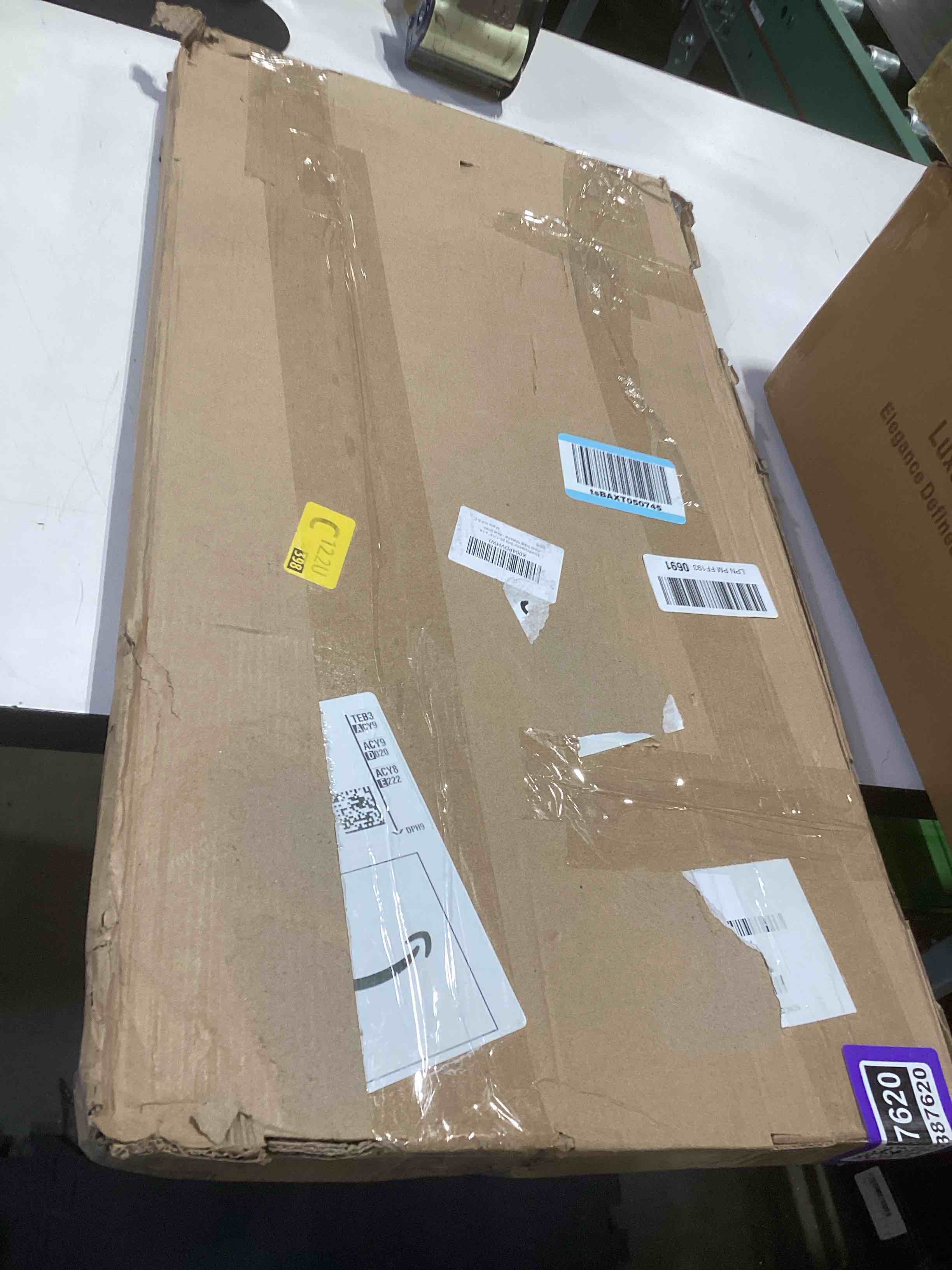 Condition photo showing Good Condition for Sink Protector Grid 26-1/16" x 14-1/16", Rear Drain with Corner Radius 3-1/2", 304 Stainless Steel Material - Rear Drain 26-1/16" x 14-1/16" Rear Drain