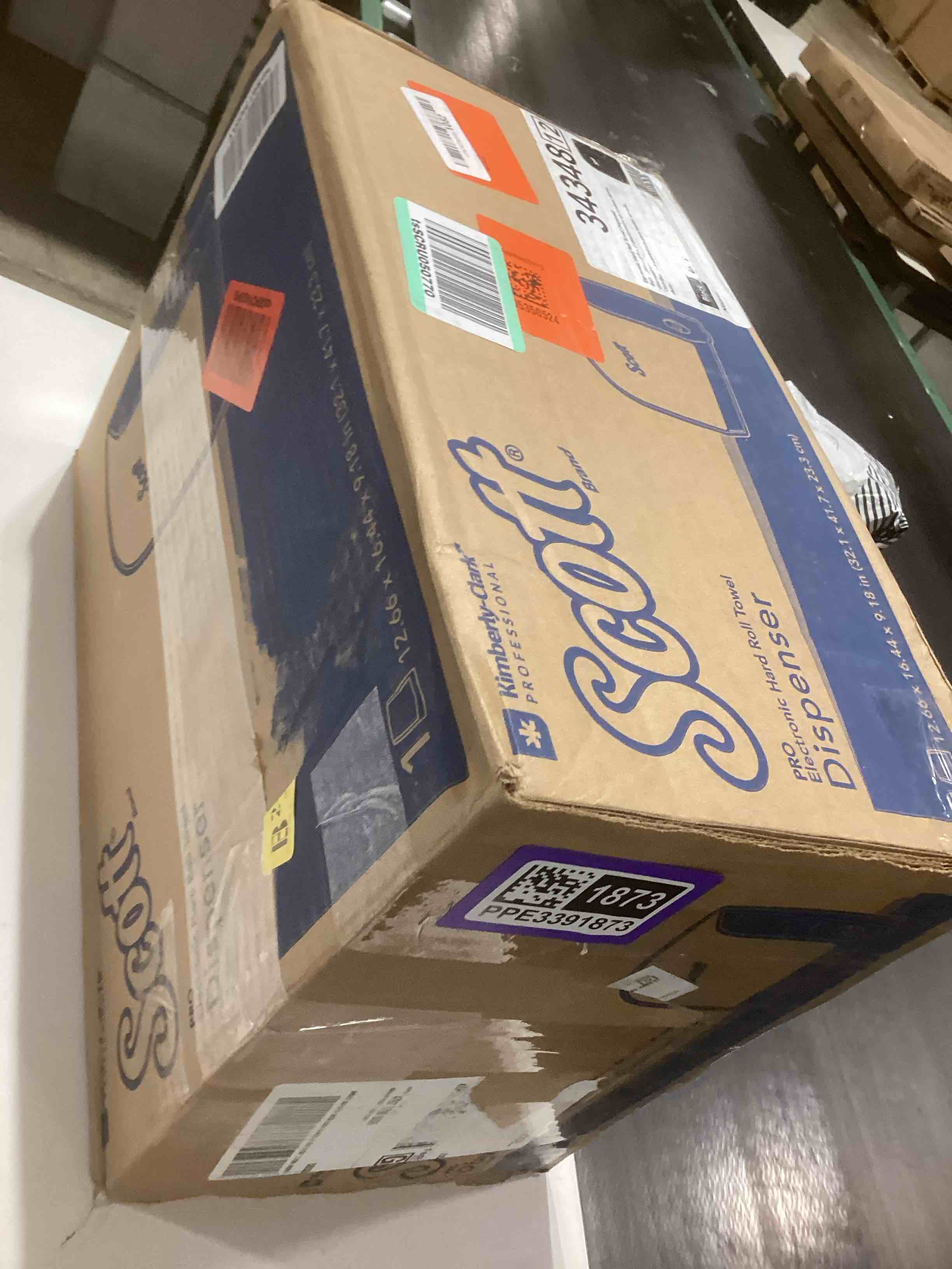 Condition photo showing Good Condition for Scott Professional Automatic Hard Roll Paper Towel Dispenser (34348), Black, Wall Mounted, for ScottPro Blue Core Commercial Hand Towels (Qty 1) Automatic Dispenser Black