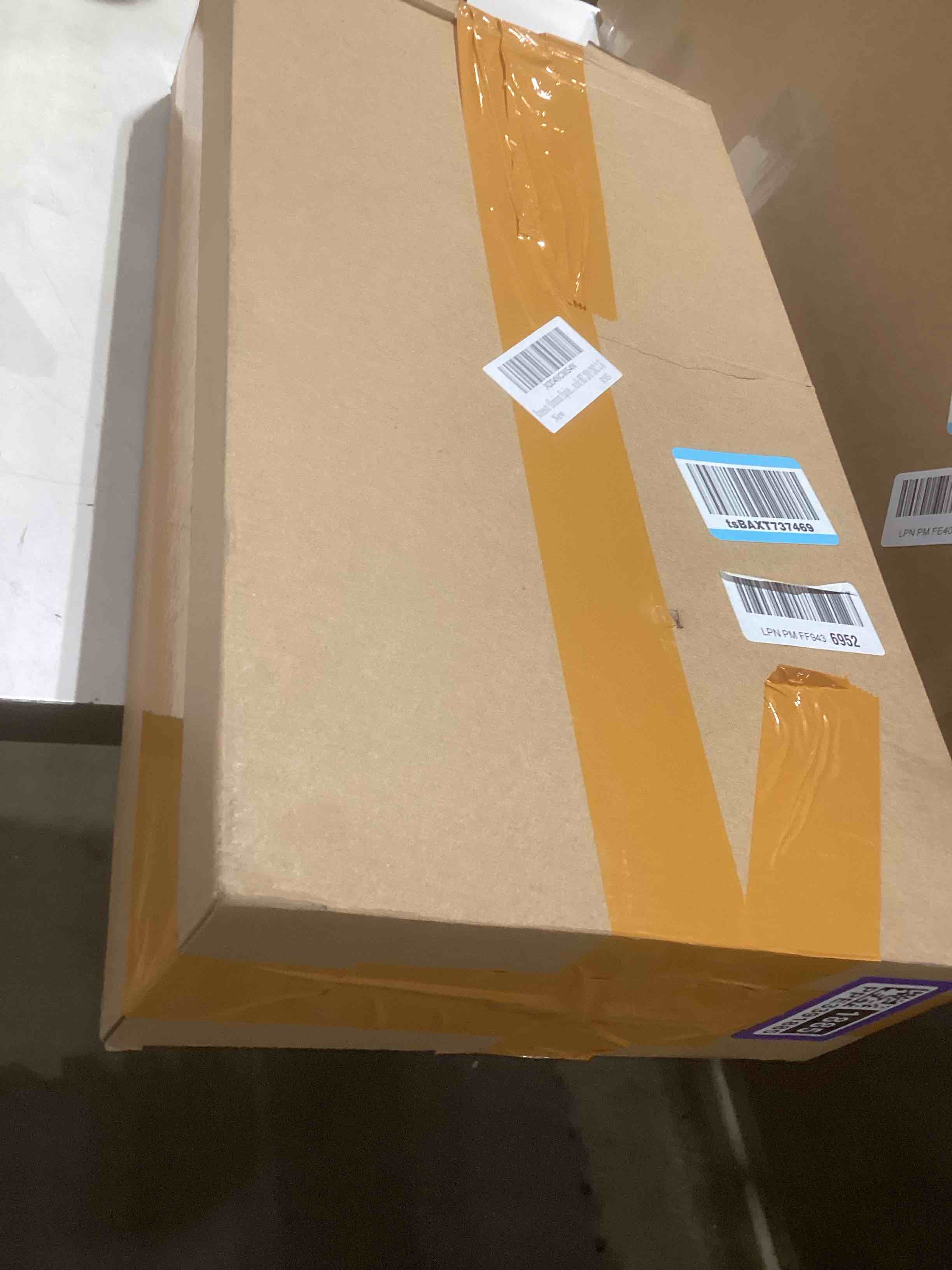 Condition photo showing Good Condition for Aluminum Engine Valve Cover Kit for Ford Escape 2009-2012, Fusion 2010-2012, Mercury Mariner 2009-2011, Milan 2010-2011, Lincoln MKZ 2011-2012 2.5L