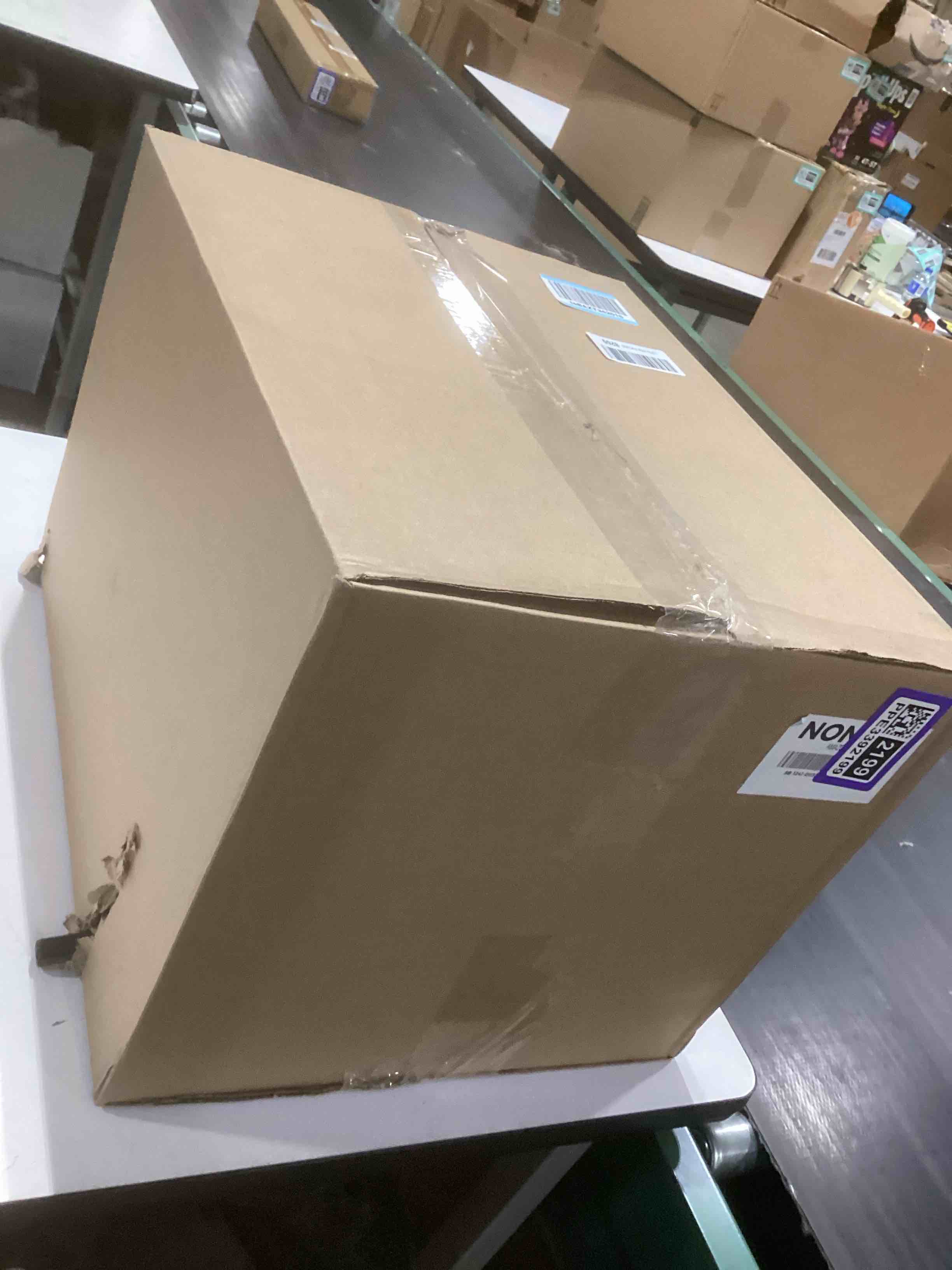 Condition photo showing Good Condition for Stadium Seat for Bleachers with Back Support and Wide Padded Cushion Stadium Chair - Includes Shoulder Strap and Cup Holder Black,2 Pack