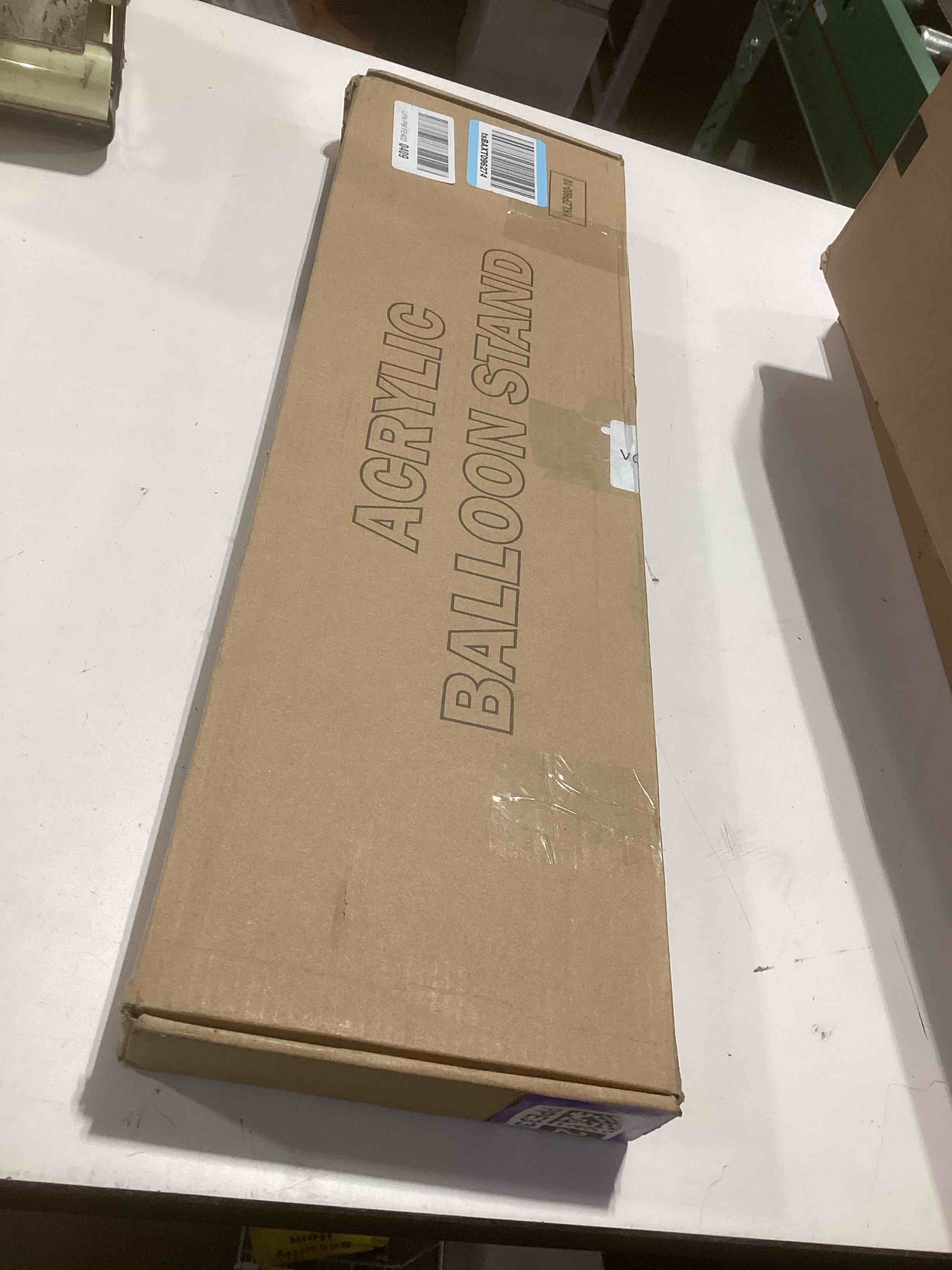 Condition photo showing Good Condition for TEKXYZ 23.6 Inch Height Clear Acrylic Balloon Stand for Table Centerpiece Decoration, Set of 10 23.6inch 10 Pack