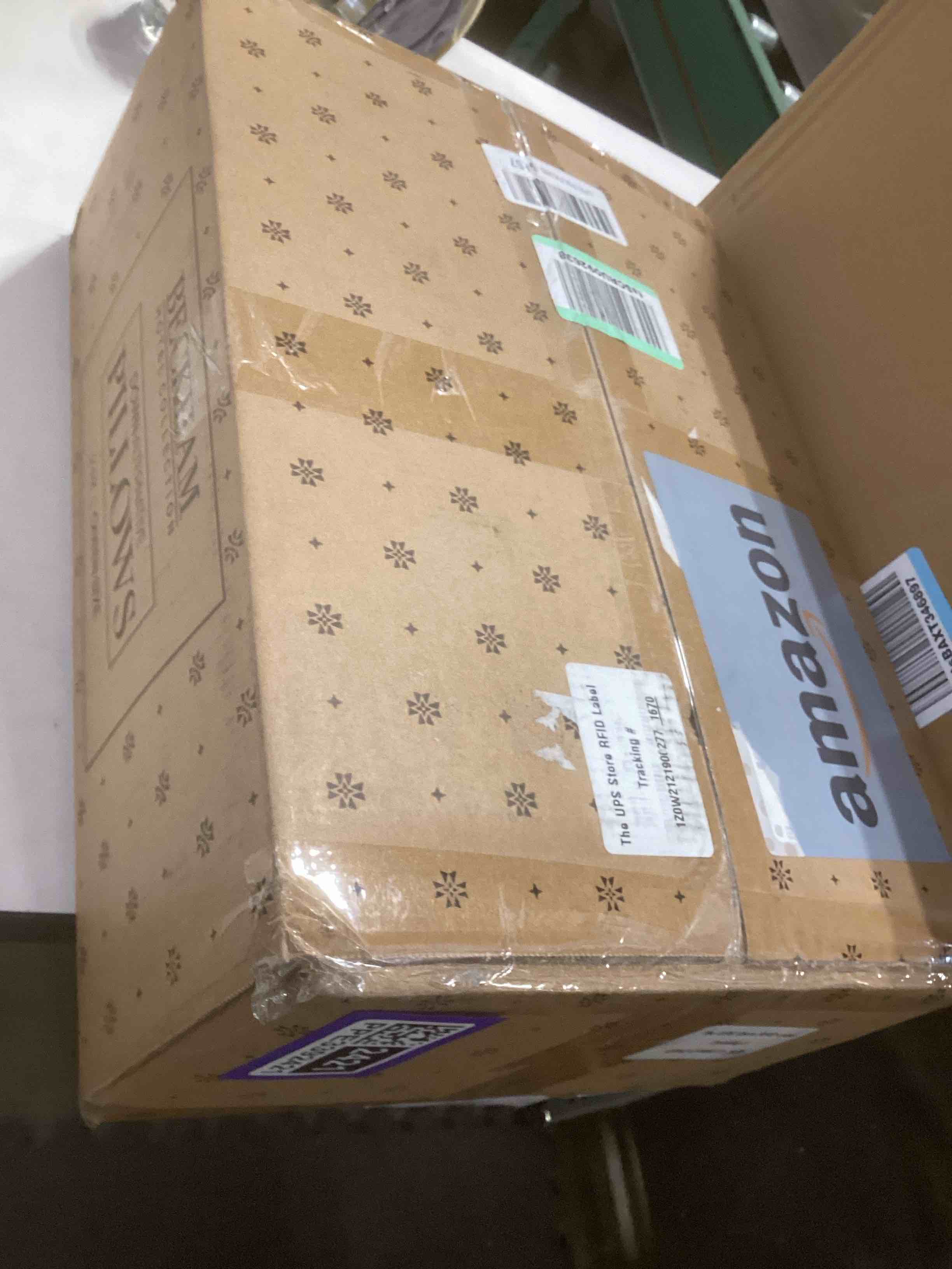 Condition photo showing Good Condition for Beckham Hotel Collection Bed Pillows Standard/Queen Size Set of 2 - Original Soft Down Alternative Pillow for Sleeping - Soft Support for Back, Stomach or Side Sleepers Queen / Standard White