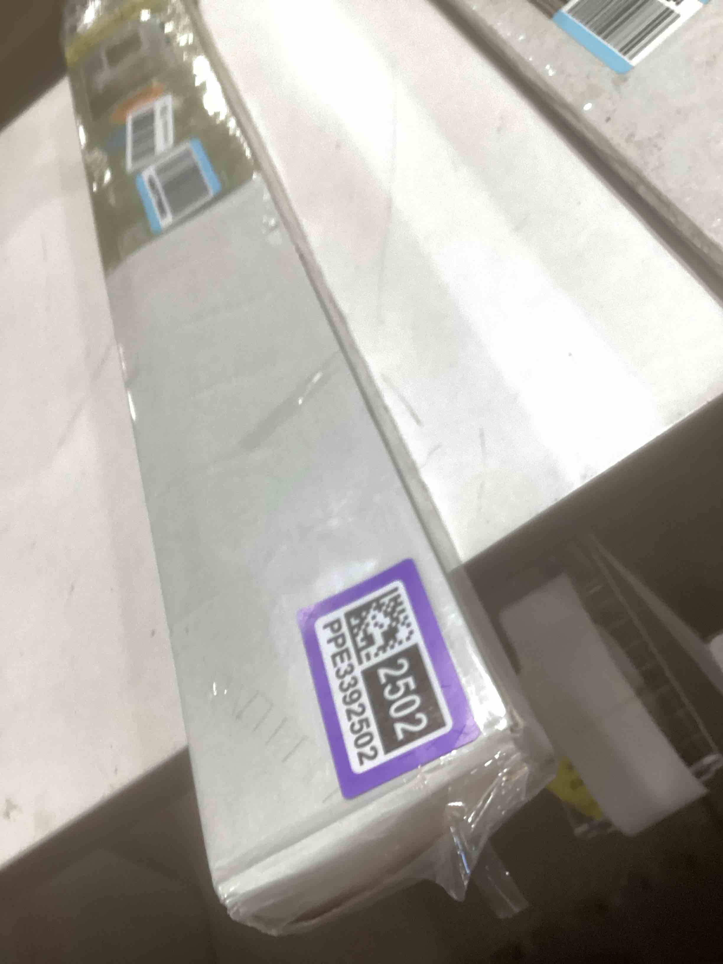 Condition photo showing Good Condition for SIMILAR TO…Cordless Light Filtering Mini Blind - 30 Inch Width, 72 Inch Length, 1" Slat Size - Woodtone - Cordless GII Morningstar Horizontal Windows Blinds for Interior by Achim Home Decor 30"W x 72"H Woodtone