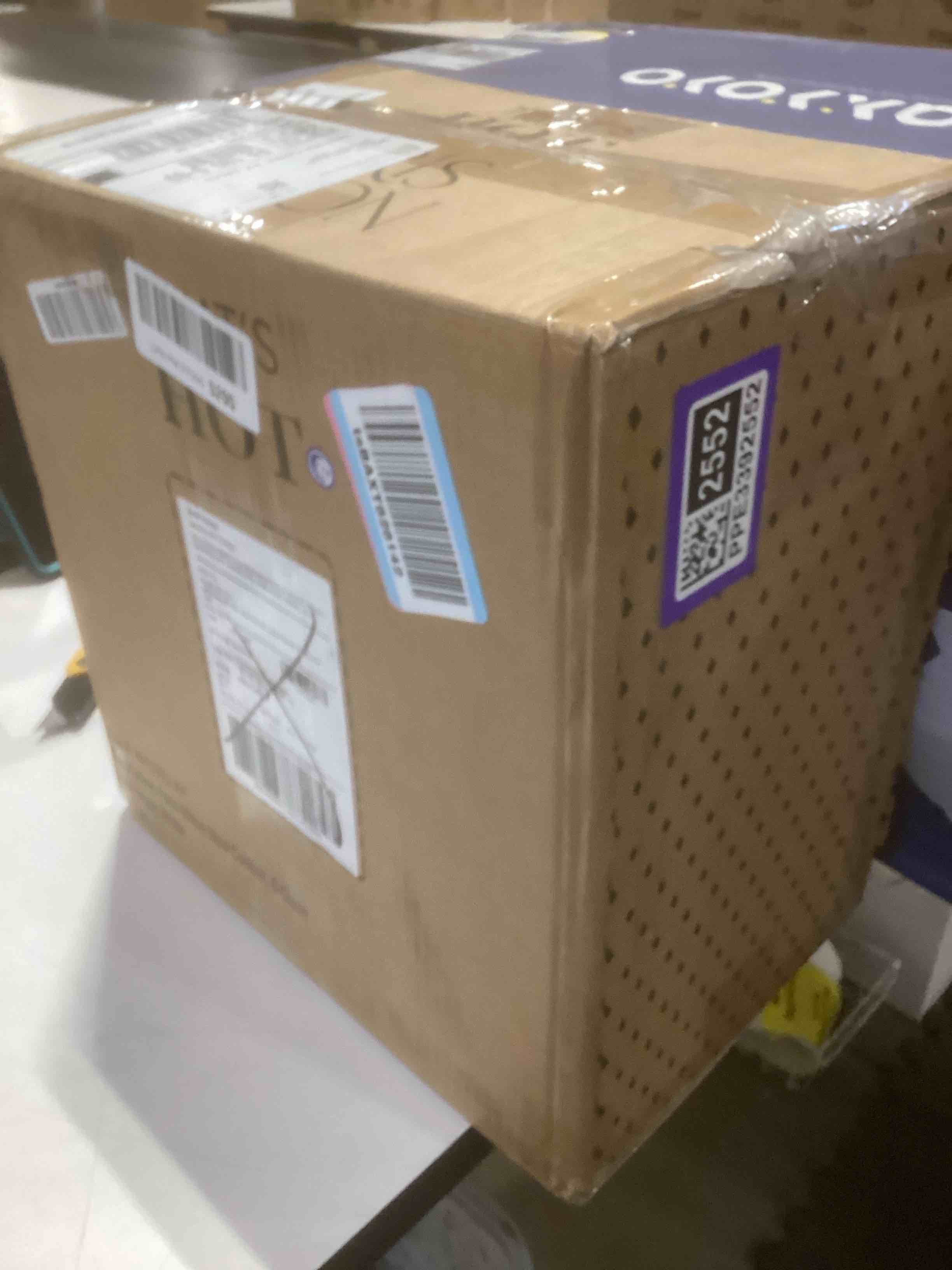 Condition photo showing Good Condition for Paris Hilton 6-Quart Manual Slow Cooker, Features Three Settings (Low, High, Warm), Naturally Nonstick and Dishwasher Safe Stoneware Insert, Family Sized Capacity, White 6 Quarts White