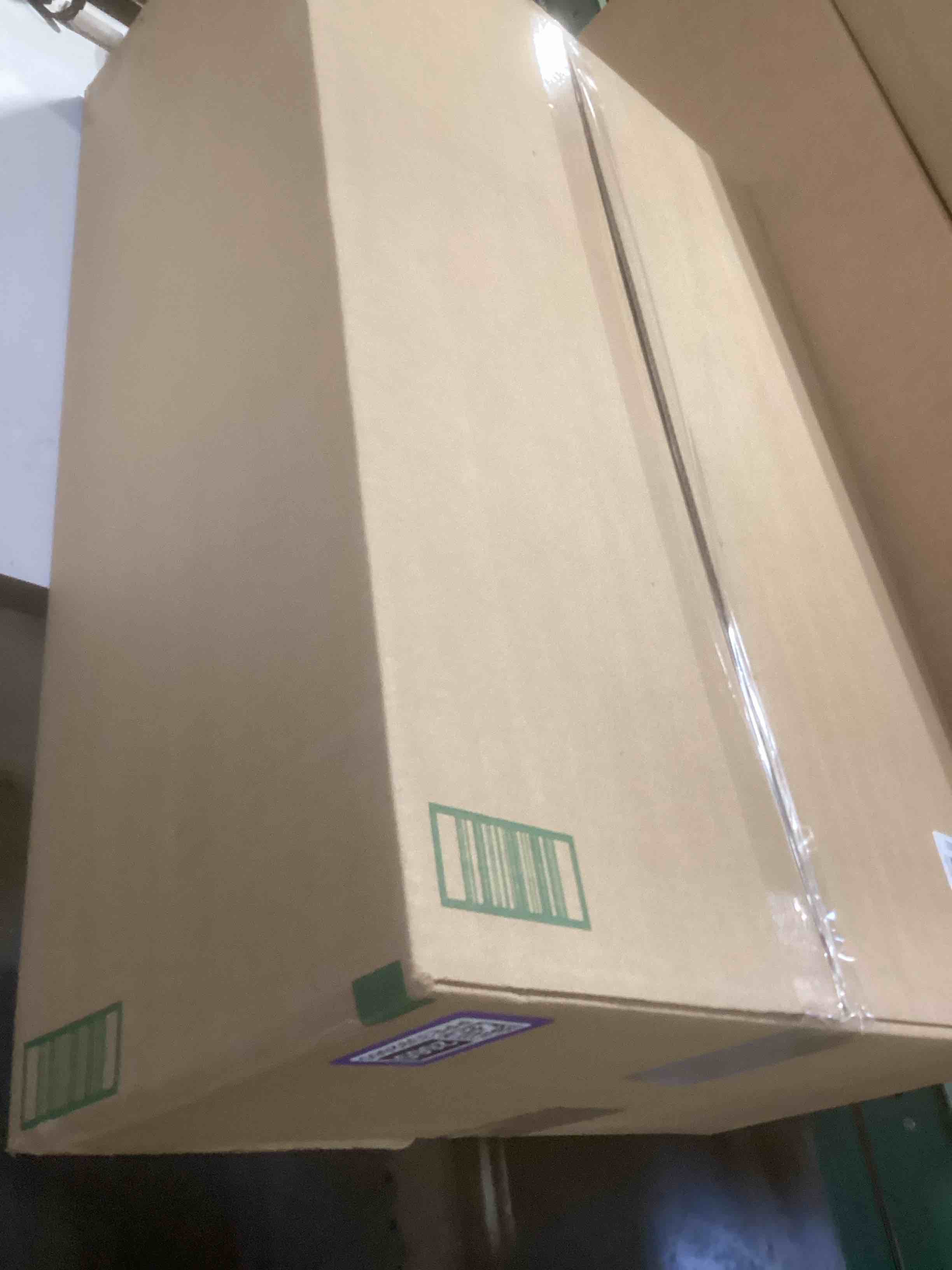 Condition photo showing Good Condition for ClosetMaid 8033 4-Tier Wall Rack, 18-Inch Wide, White 18-Inch Wide 4-Tier