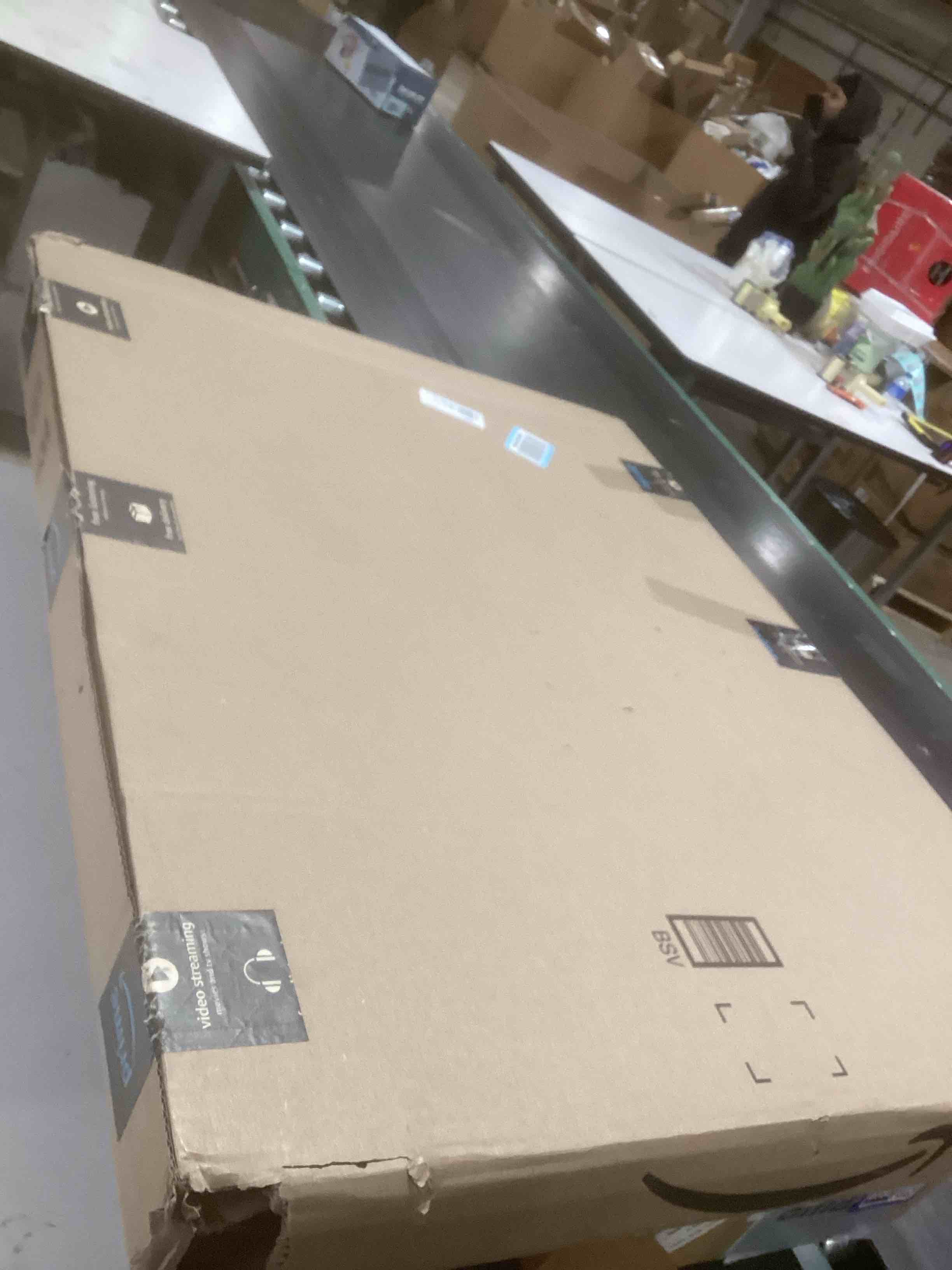 Condition photo showing Good Condition for 24" Glass Lazy Susan for Dining Table with 6 Rotating Wheels Table Top Centerpiece Kitchen Turntable Large Round Silent & Smooth Spin ? 24 Inch