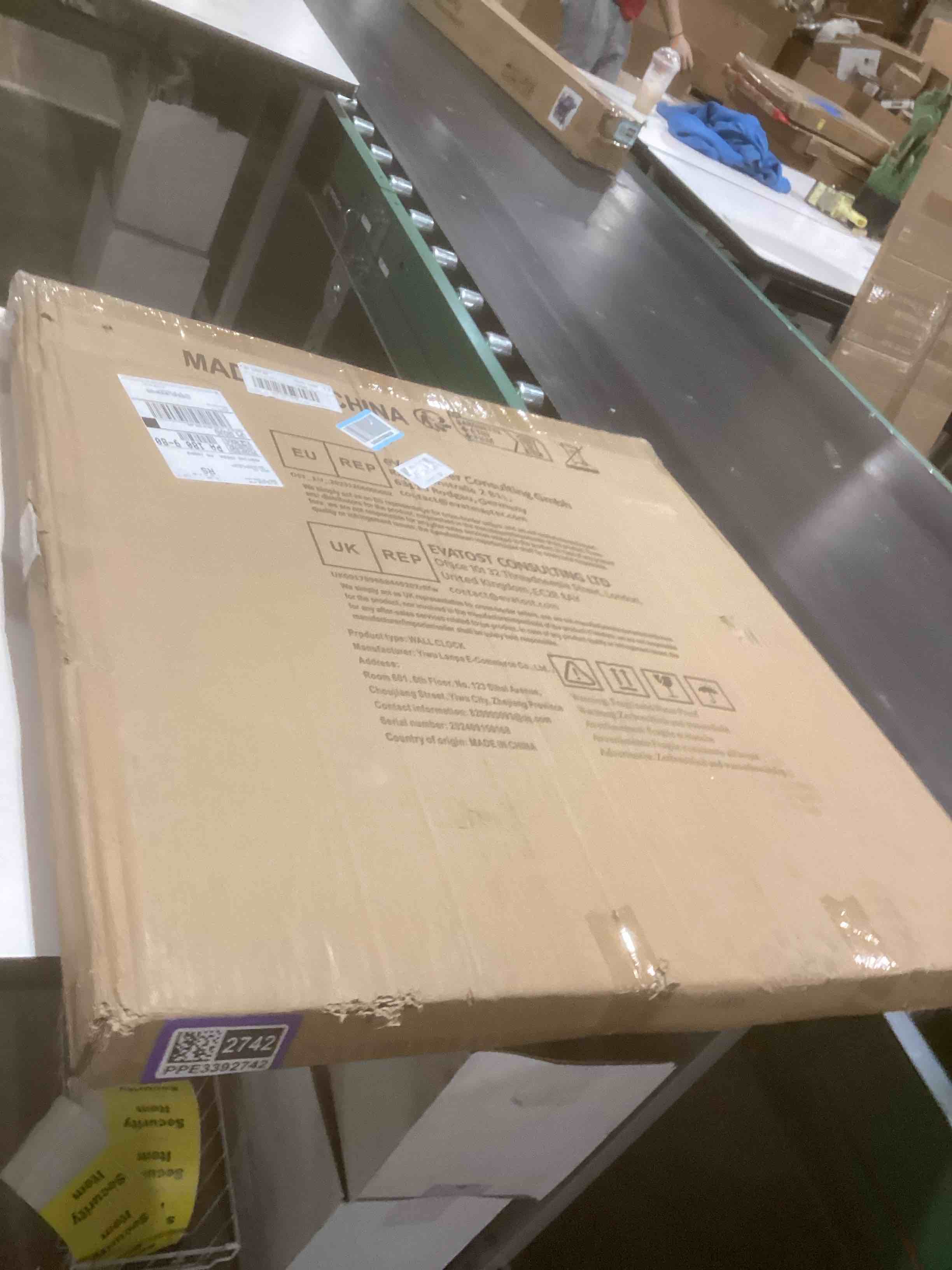 Condition photo showing Good Condition for LEIKE Large LED Wall Clocks,Silent,Non Ticking,Battery Operated Rustic Round Modern Big Wood Wall Clock for Living Room, Bedroom,Kitchen,Farmhouse,Office,Home Decor -32" Black,LED,Roman Number 32 IN Led-black Wood-roman Number