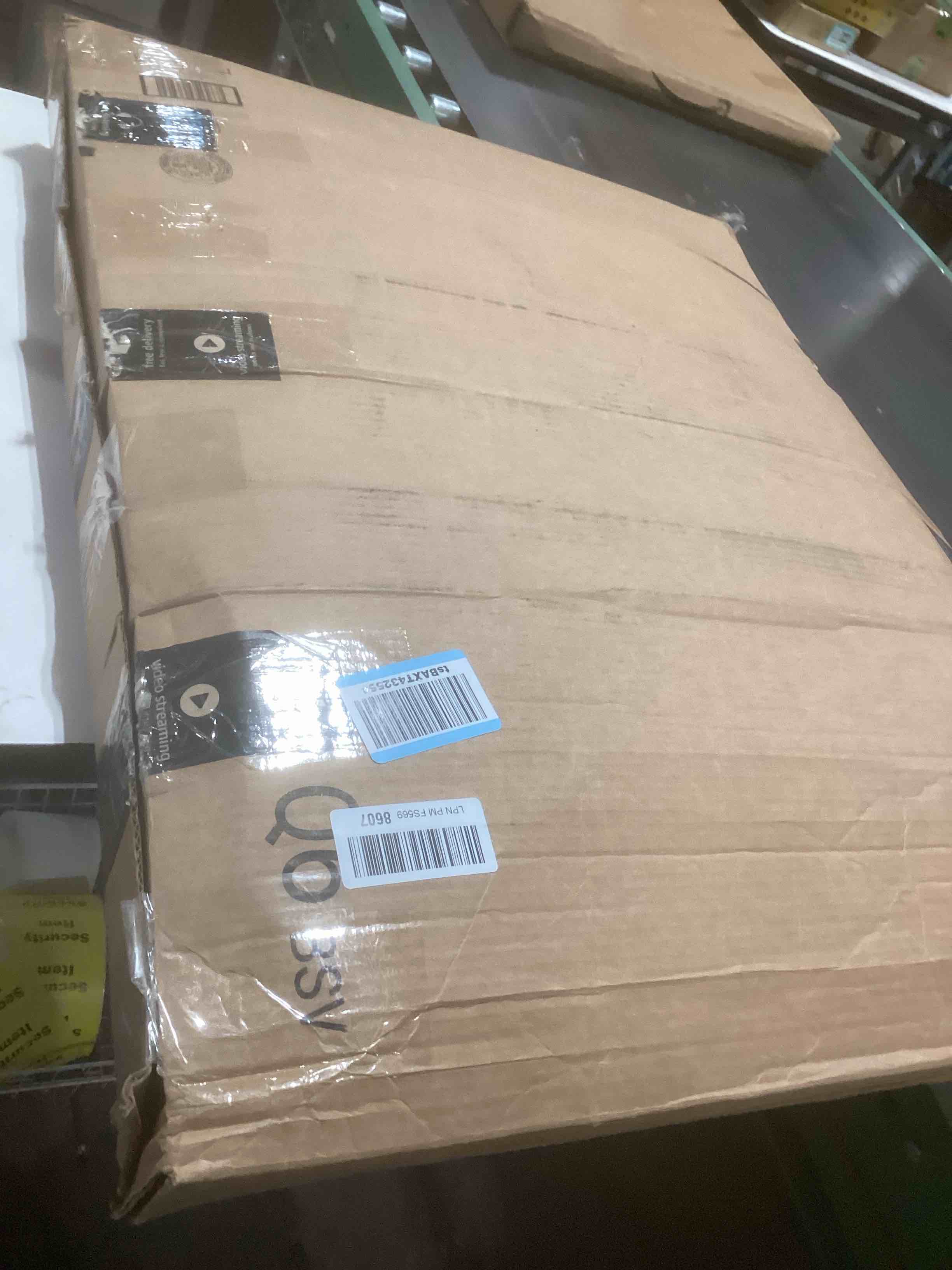 Condition photo showing Good Condition for INCOMPLETE..YIERTAI Truck Seat Covers for Chevy Chevrolet Silverado GMC Sierra Custom Fit 2007-2025 1500 2500 3500HD Trail Boss Z71 Crew Double Extended Cab Waterproof Leather(5 PCS Full Set/Brown) 5 PCS Full Set / Brown