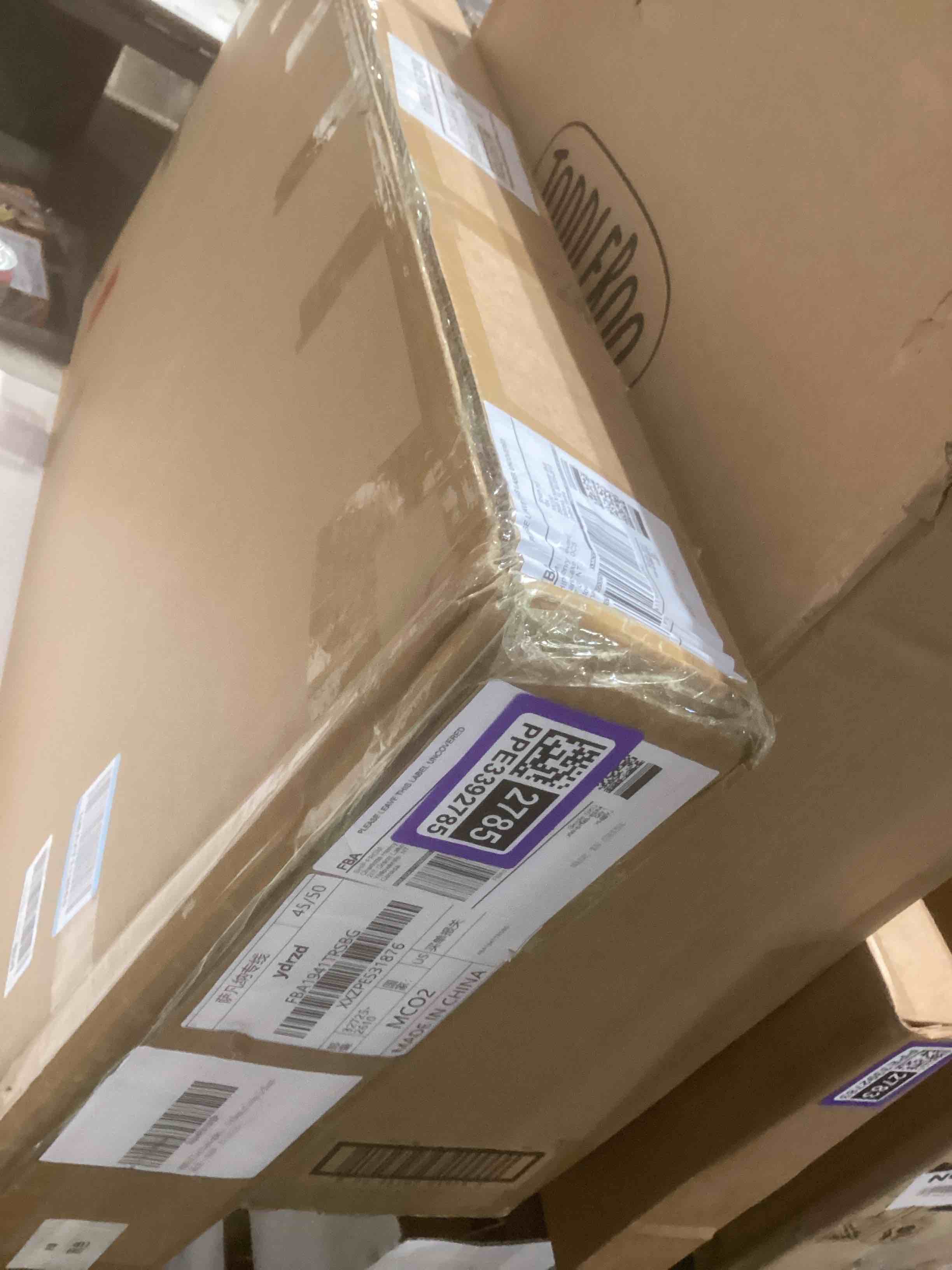 Condition photo showing Good Condition for Floor Standing Metal Garment Rack - Heavy Retail Display Racks With Wheels, 8 Arms Clothing Rack, Square Tubing Portable Shirt Racks, Merchandise Display For Hanging Clothes (L-Black)