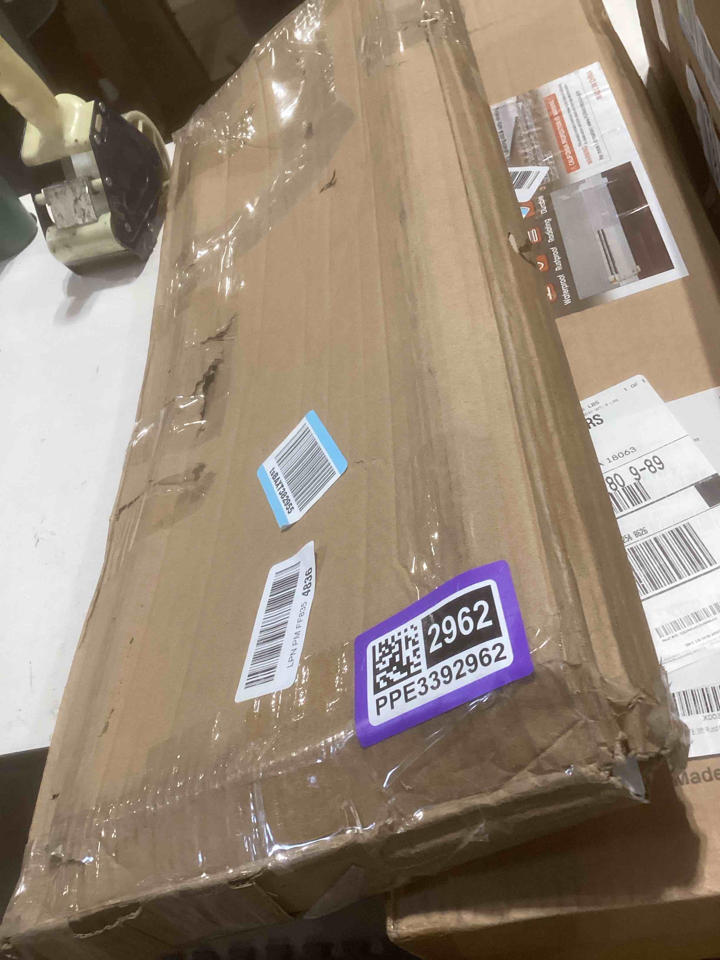 Condition photo showing Good Condition for EZ-FLO 61672 Return Air Filter Grille, 30 inch (L) x 10 inch (W) Opening, White