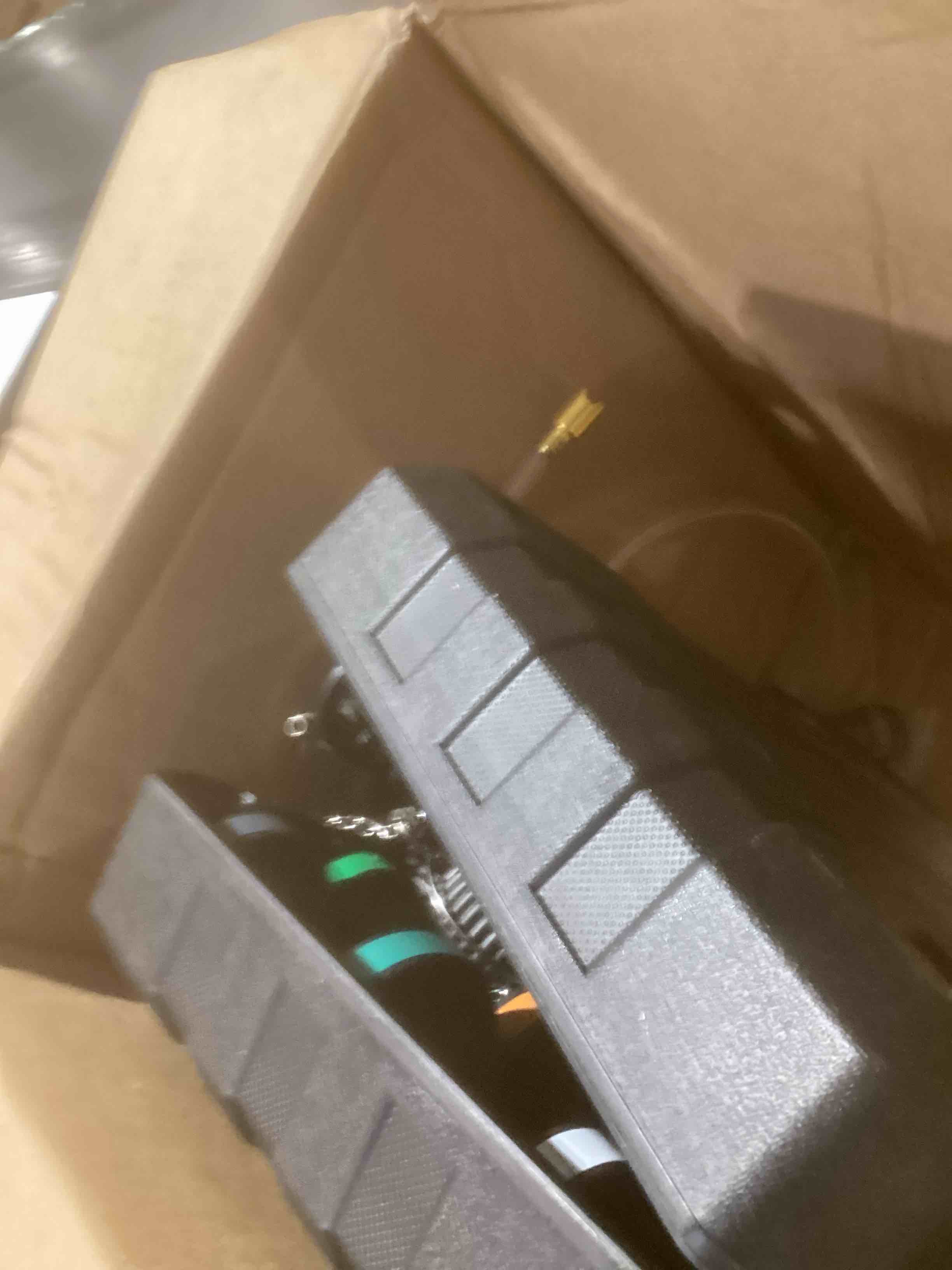 Condition photo showing As Is for 30PCS Radiator Pressure Tester Kit, Coolant Pressure Tester and Vacuum Refill Kit for Automotive Cooling System Water Tank Leakage Detection