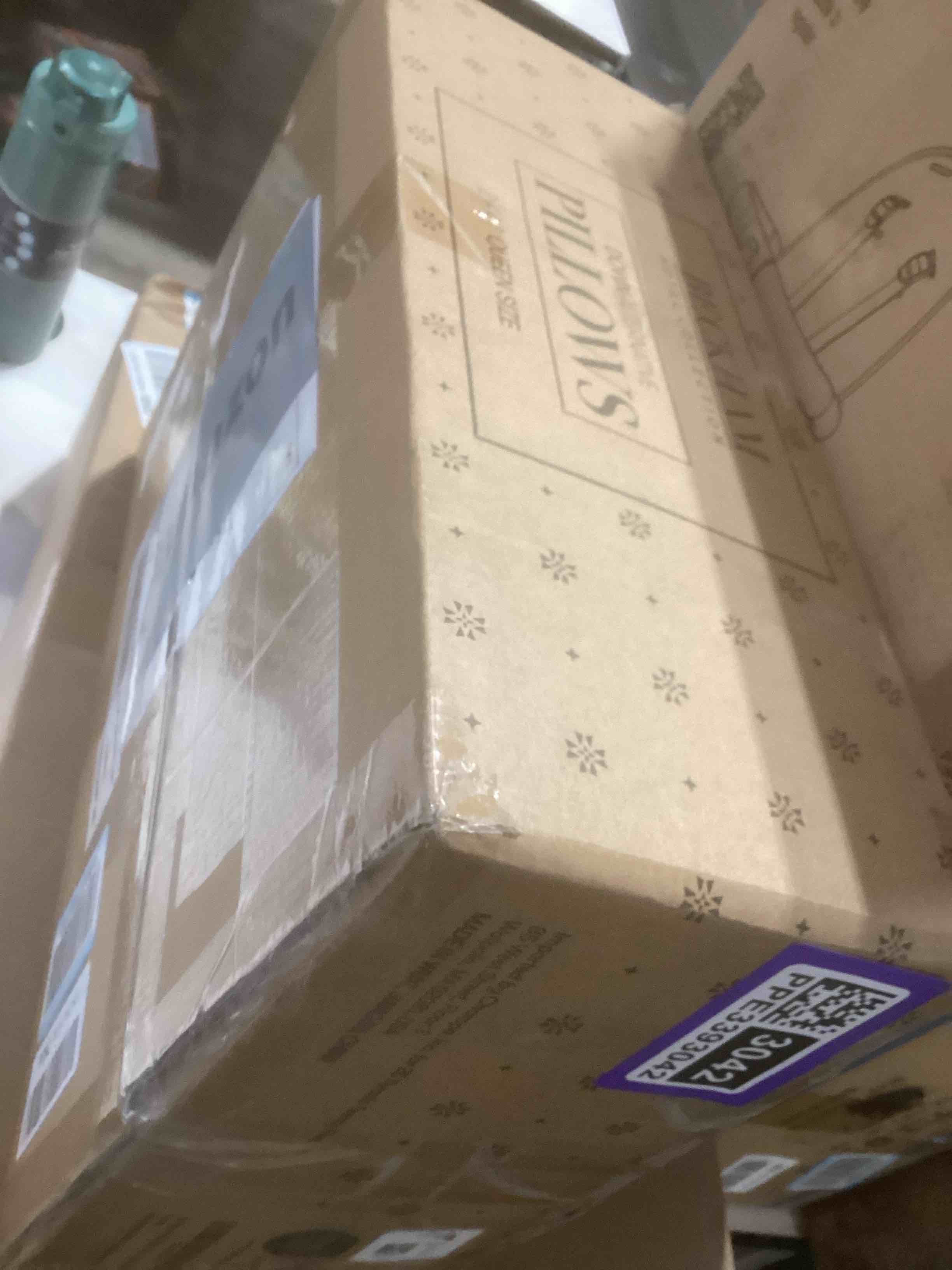 Condition photo showing Good Condition for Beckham Hotel Collection Bed Pillows Standard/Queen Size Set of 2 - Original Soft Down Alternative Pillow for Sleeping - Soft Support for Back, Stomach or Side Sleepers Queen / Standard White