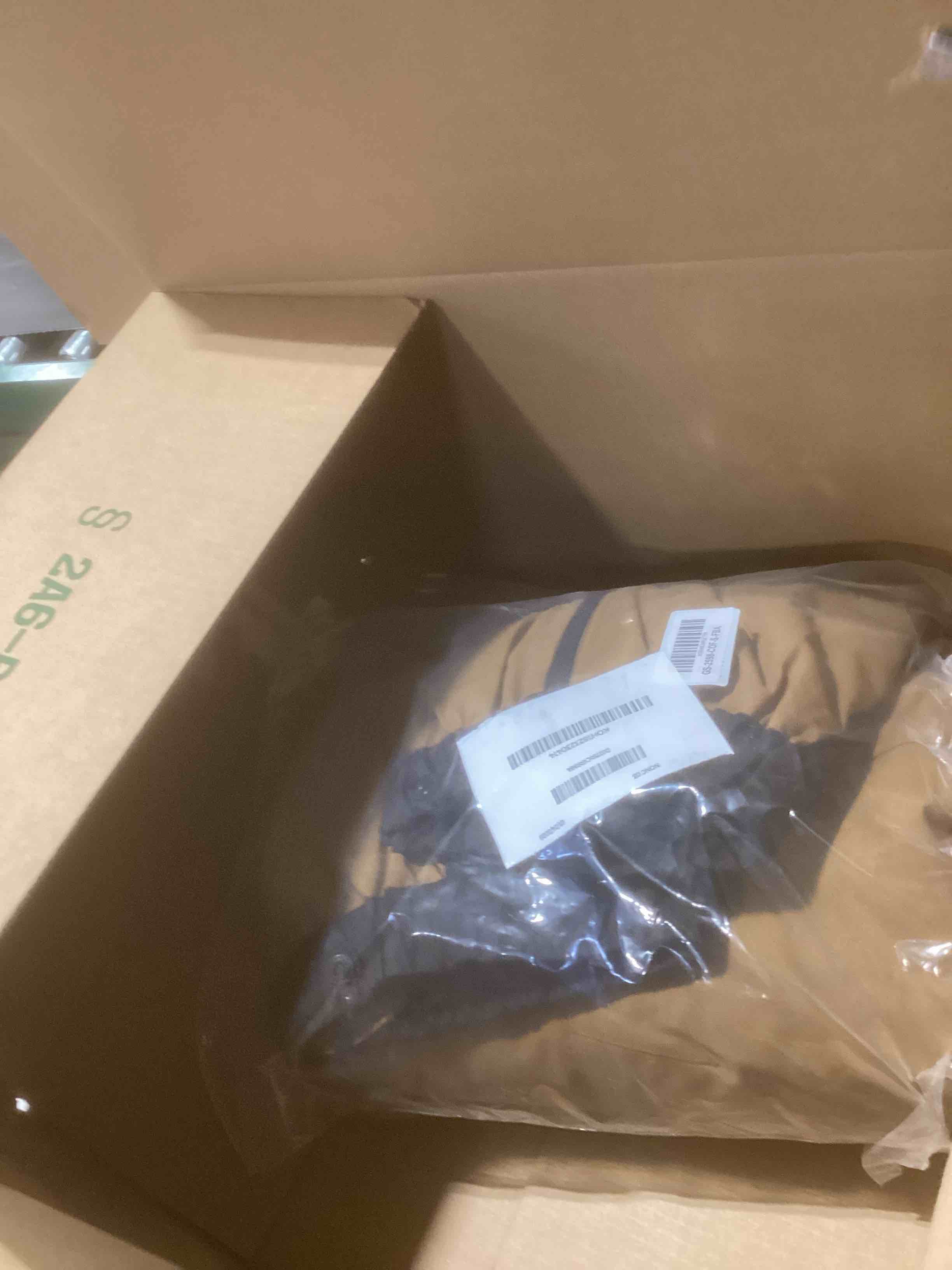 Condition photo showing Good Condition for GSOU SNOW Men Snow Bibs Women Baggy Ski Pants Snowboard Overall Insulated Waterproof Windproof Warm Winter