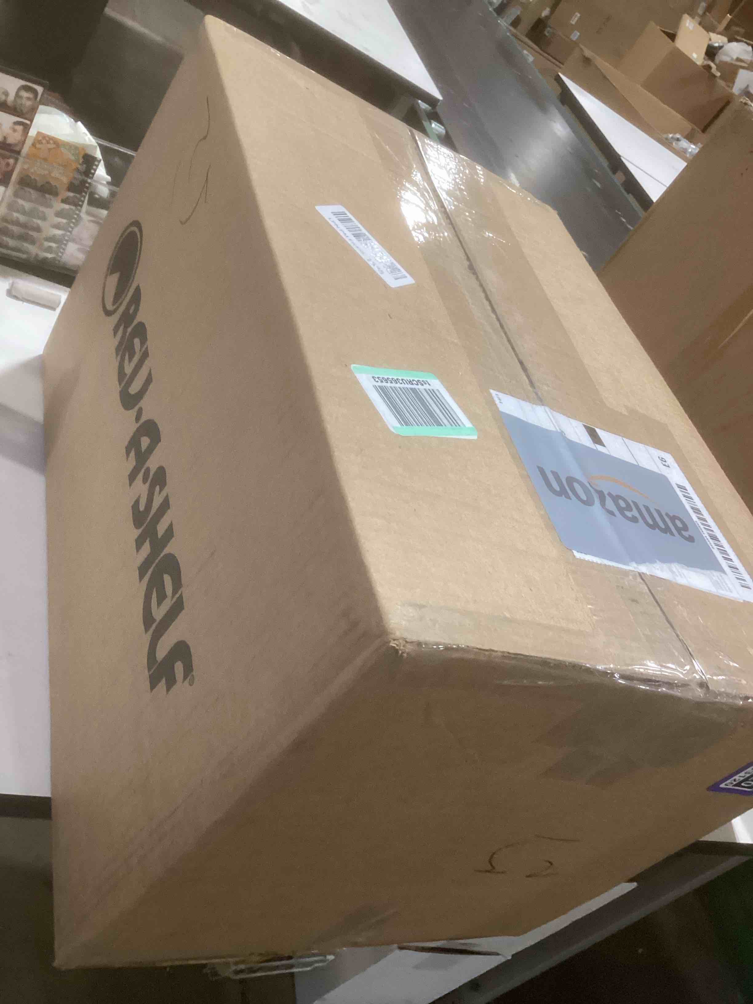 Condition photo showing Good Condition for Secgo California King Quilt Size - 100% Cotton Oversized California Comforter Set Green Bedding Sets (120 * 110 Inch) with 2 Pillow Shams, Patchwork Reversible Lightweight Bedspread California King(120"x110") Sage