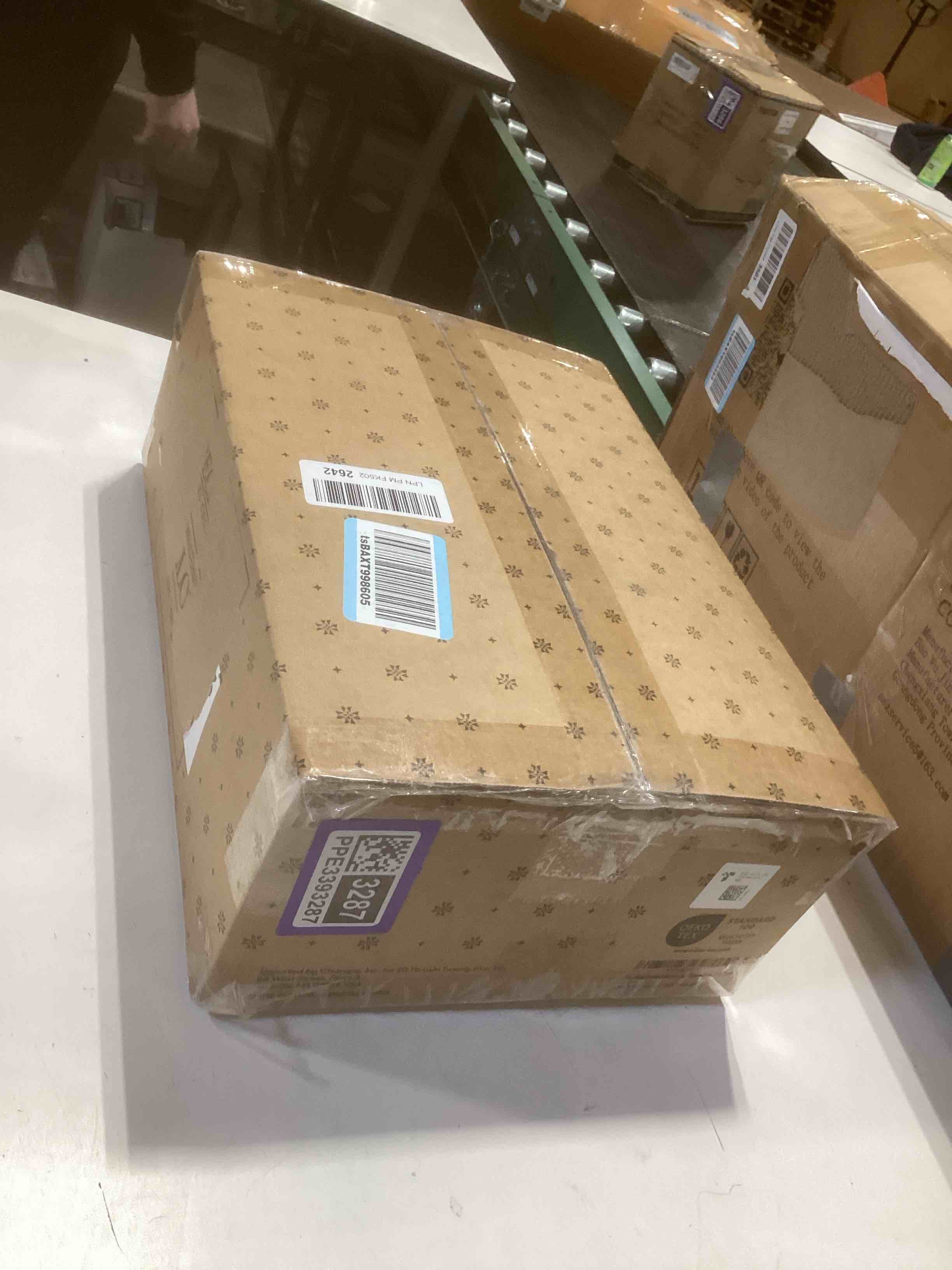 Condition photo showing New/Like New for Beckham Hotel Collection Bed Pillows Standard/Queen Size Set of 2 - Original Soft Down Alternative Pillow for Sleeping - Soft Support for Back, Stomach or Side Sleepers Queen / Standard White